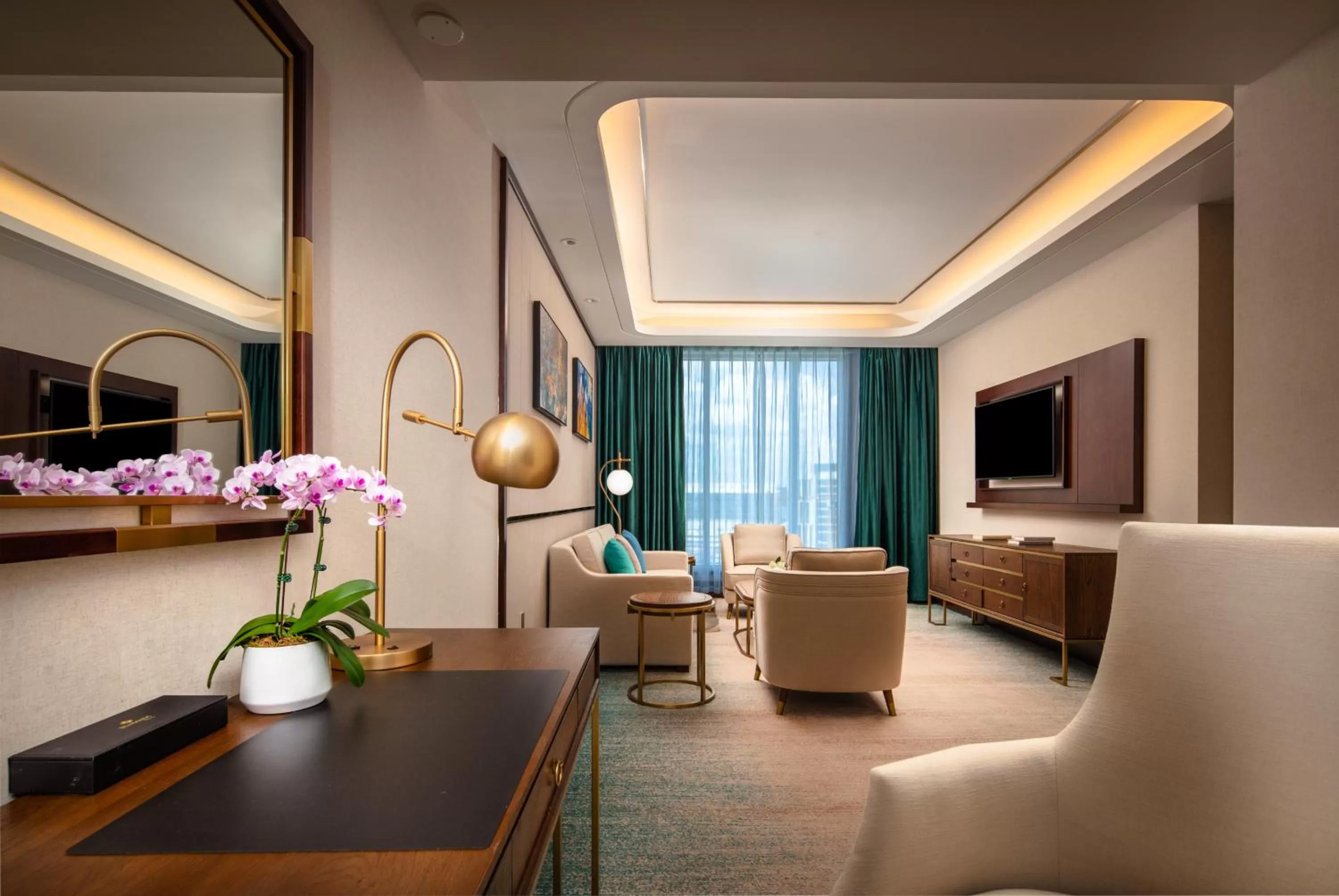 Seating area in Blossom Hotel Houston, Curio Collection by Hilton