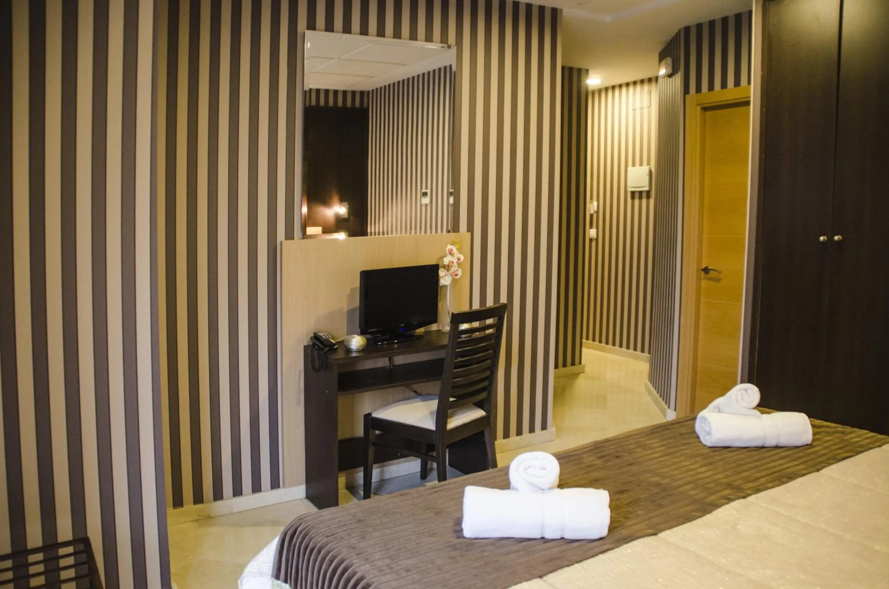 Bedroom, Bed in Hotel Duquesa