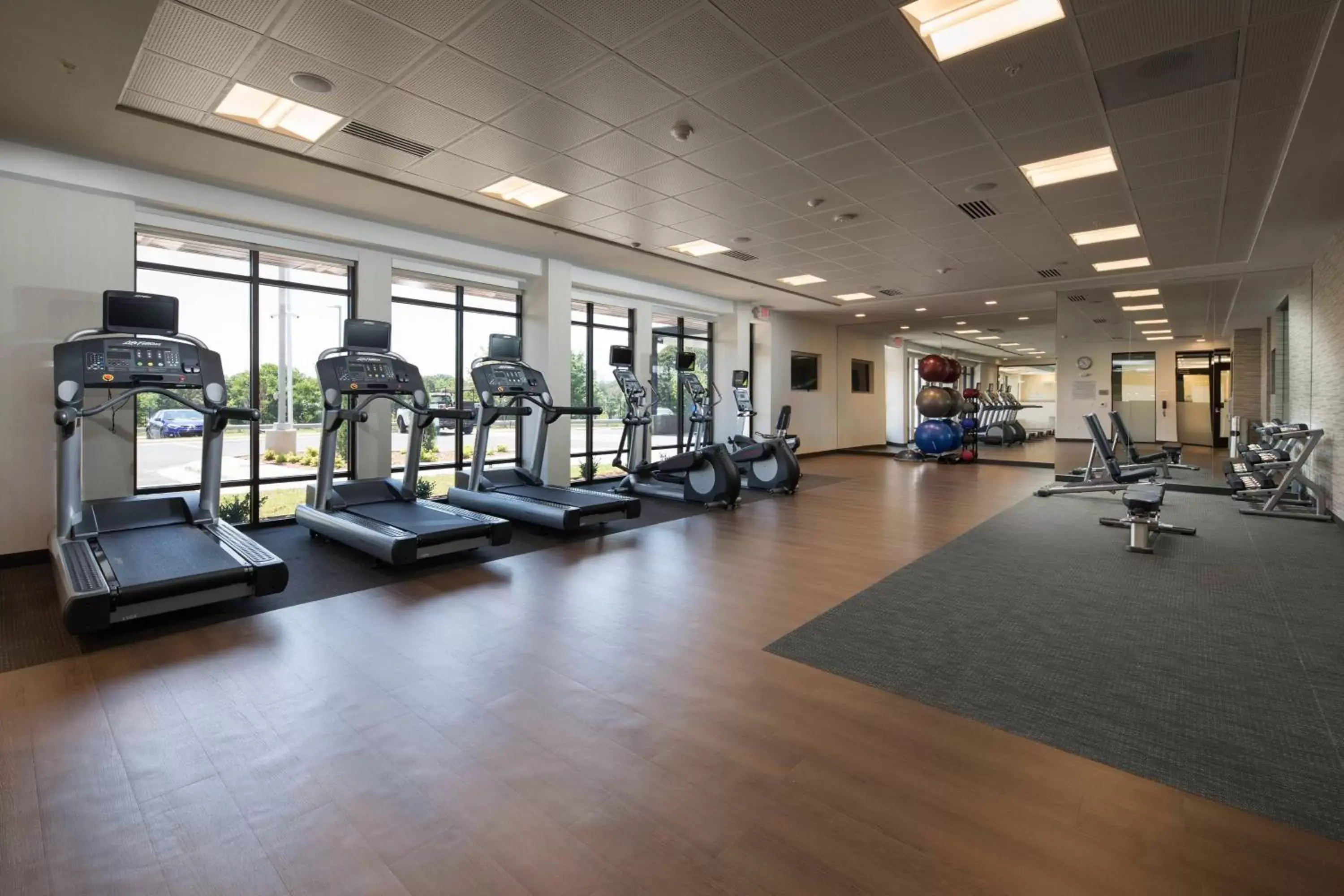 Fitness centre/facilities, Fitness Center/Facilities in Courtyard by Marriott Russellville