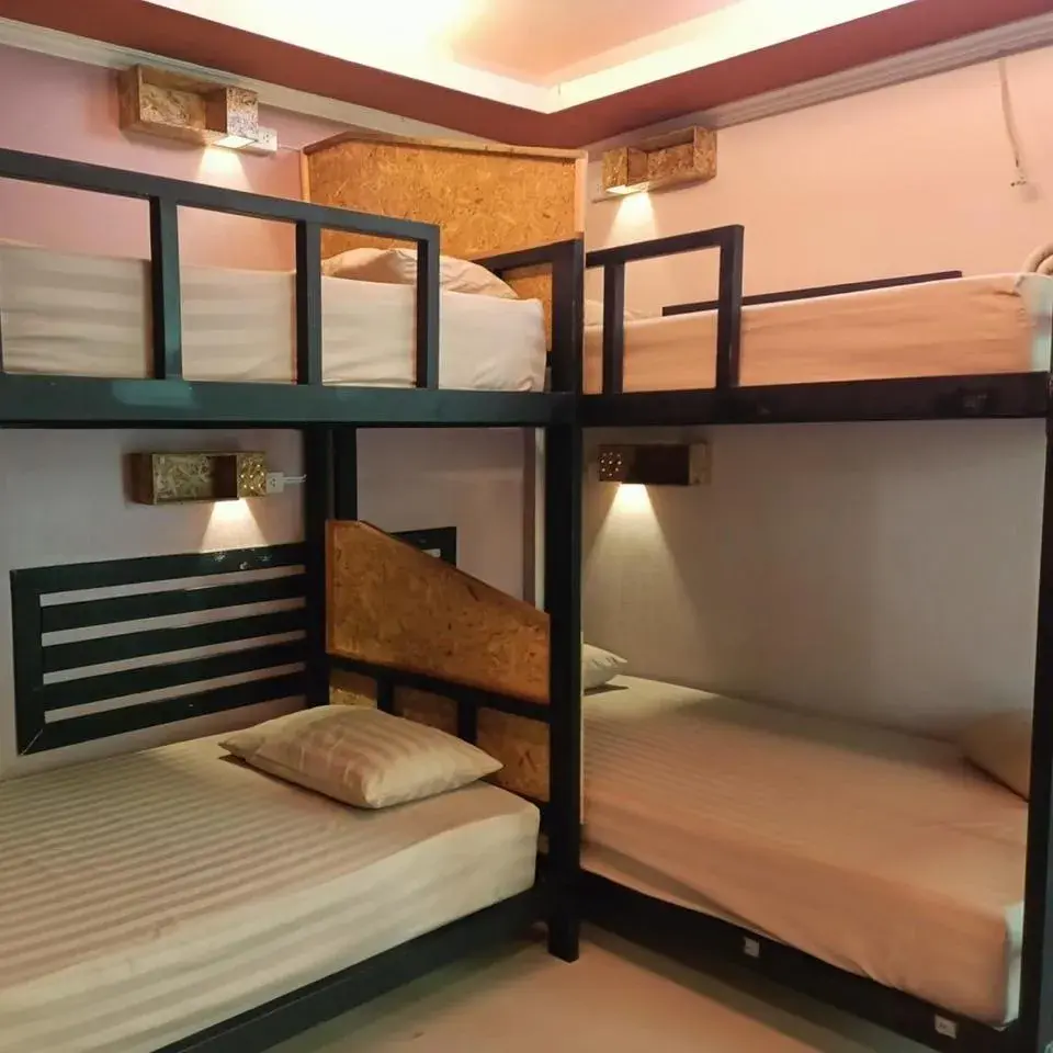 Bunk Bed in Railay Viewpoint Resort