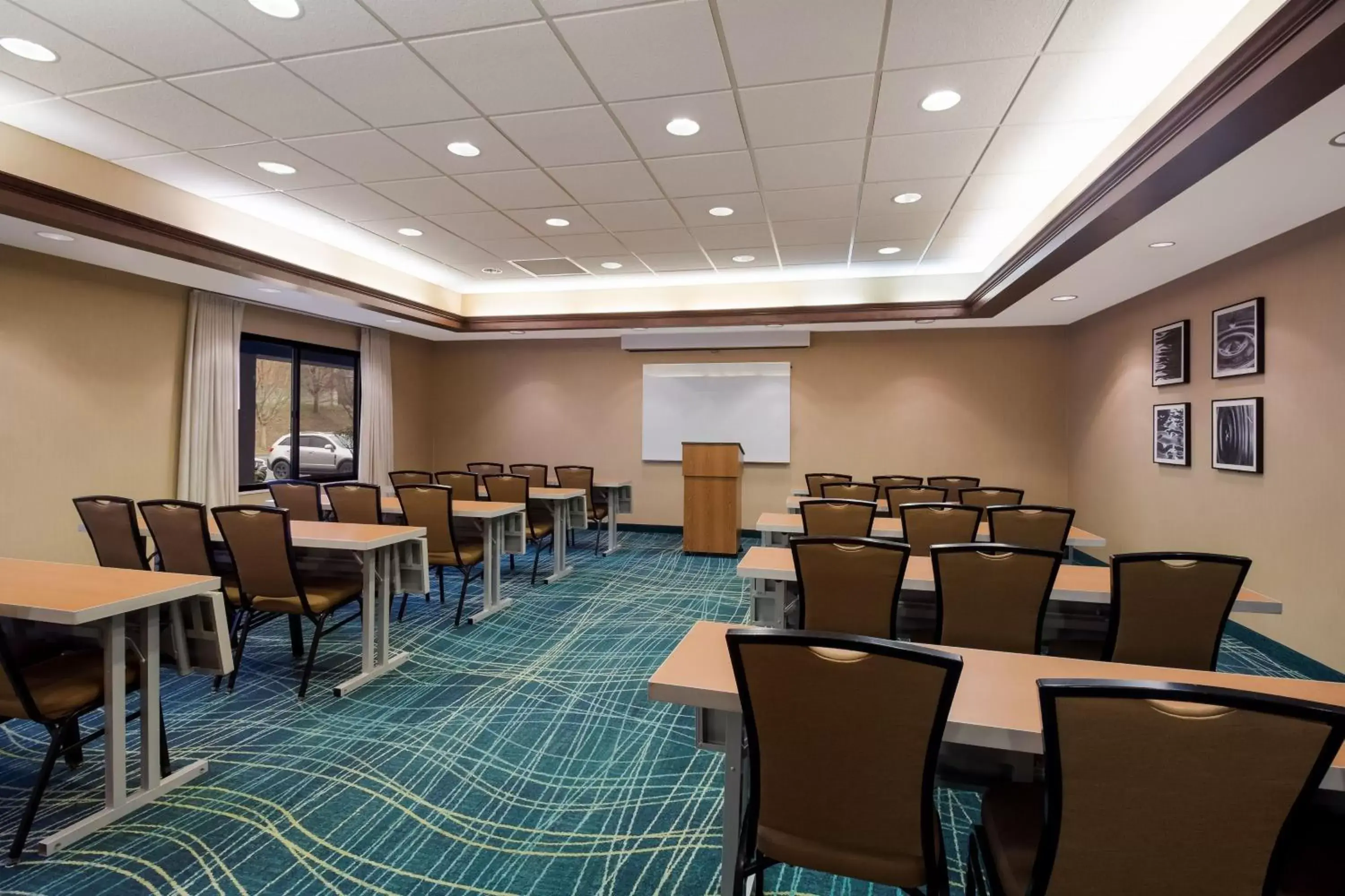 Meeting/conference room in SpringHill Suites by Marriott Pittsburgh Washington
