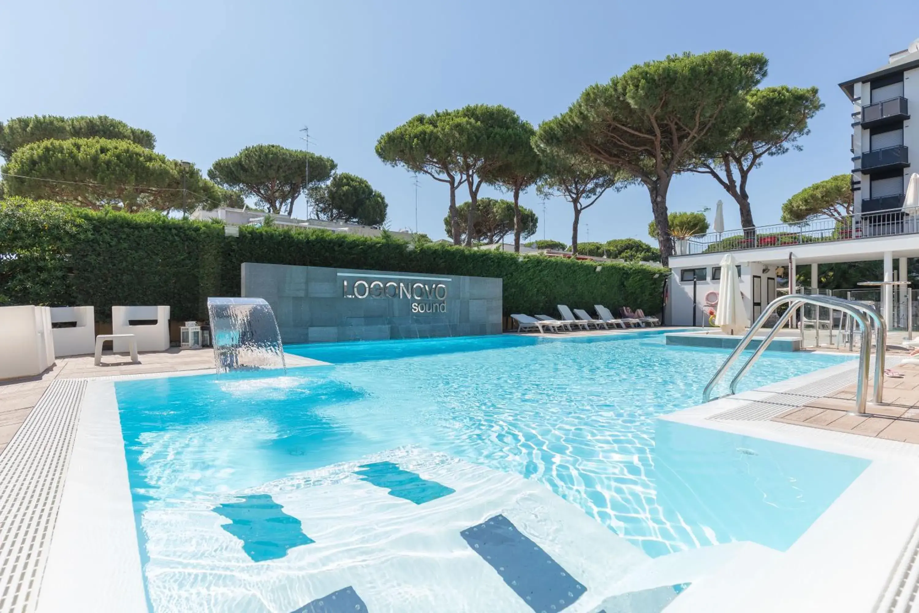 Swimming Pool in Hotel Logonovo