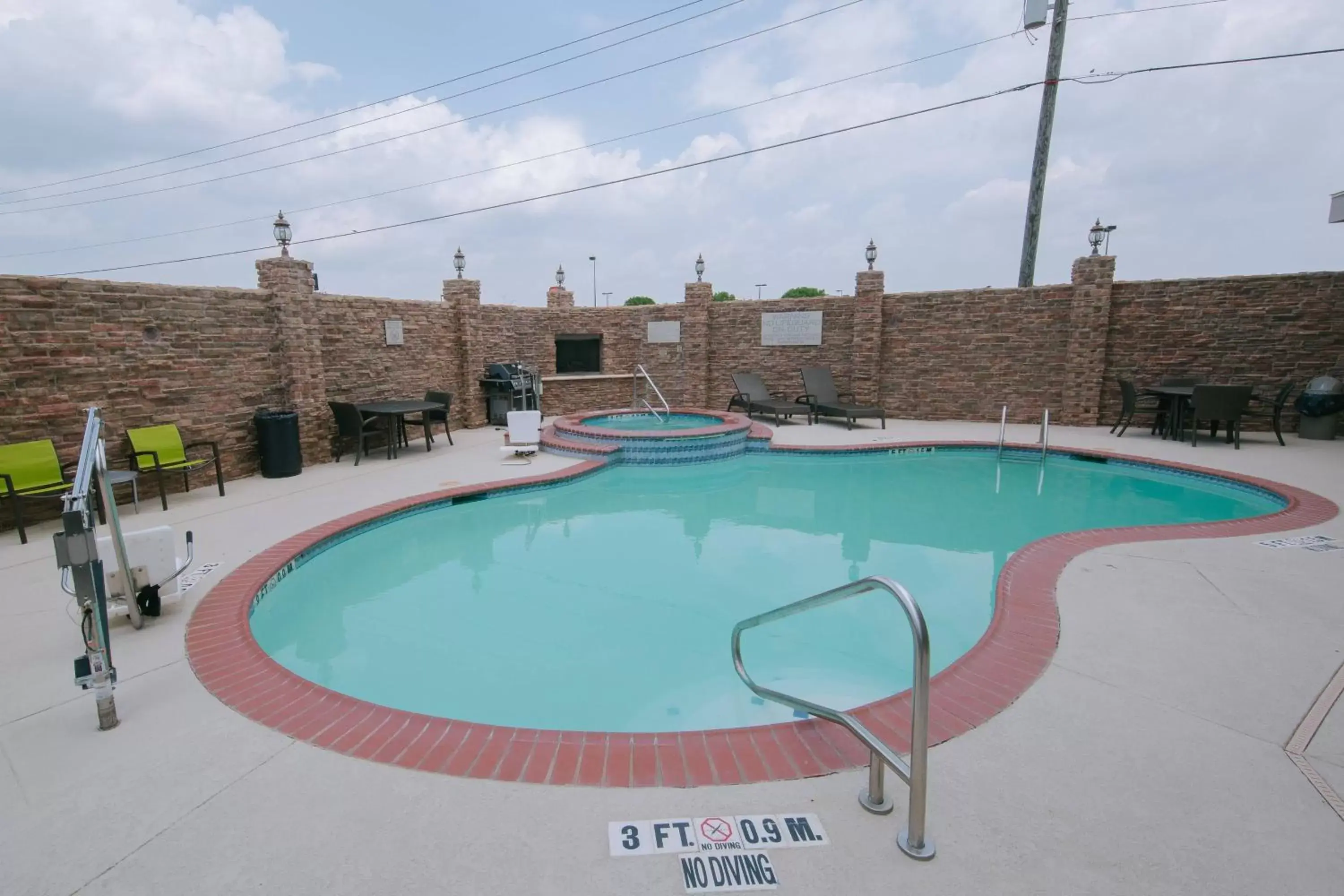 Swimming Pool in SpringHill Suites by Marriott San Angelo