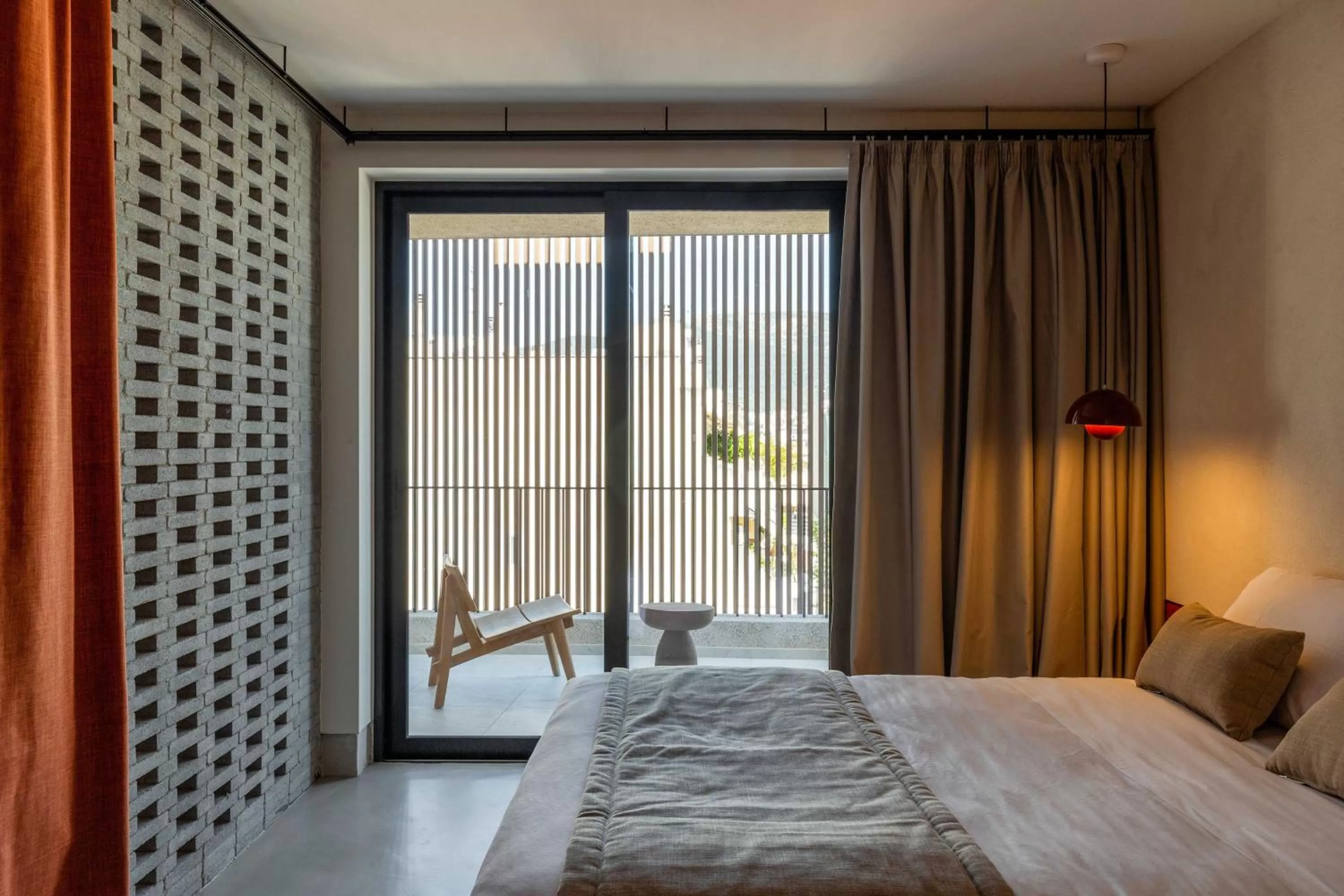 Bed in The Newel Psychiko