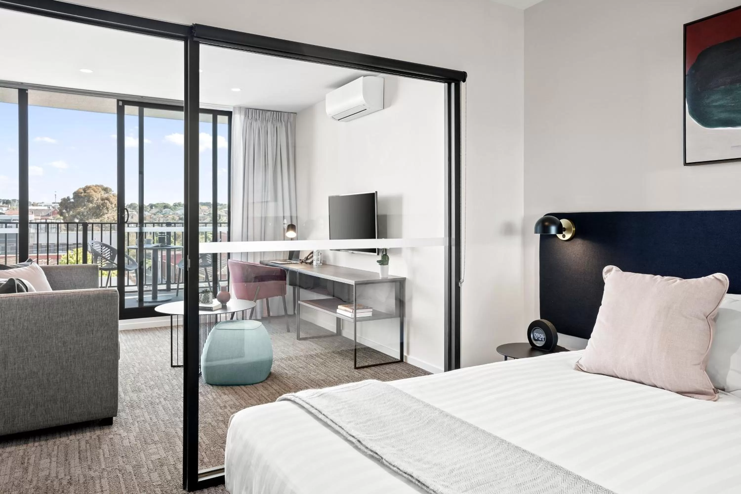 Living room, Bed in Quest Preston