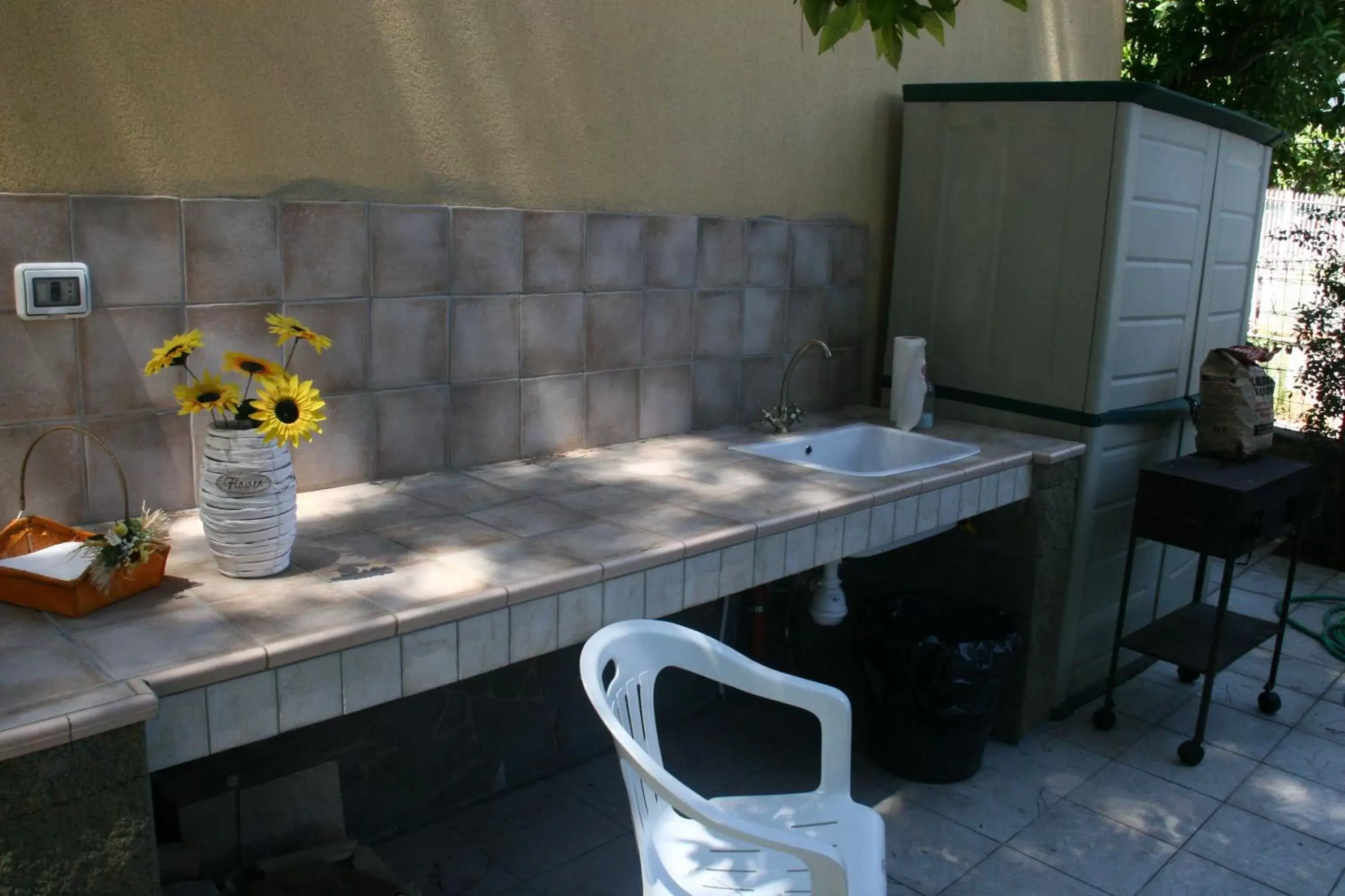 BBQ facilities, Kitchen/Kitchenette in B&B Etna Country