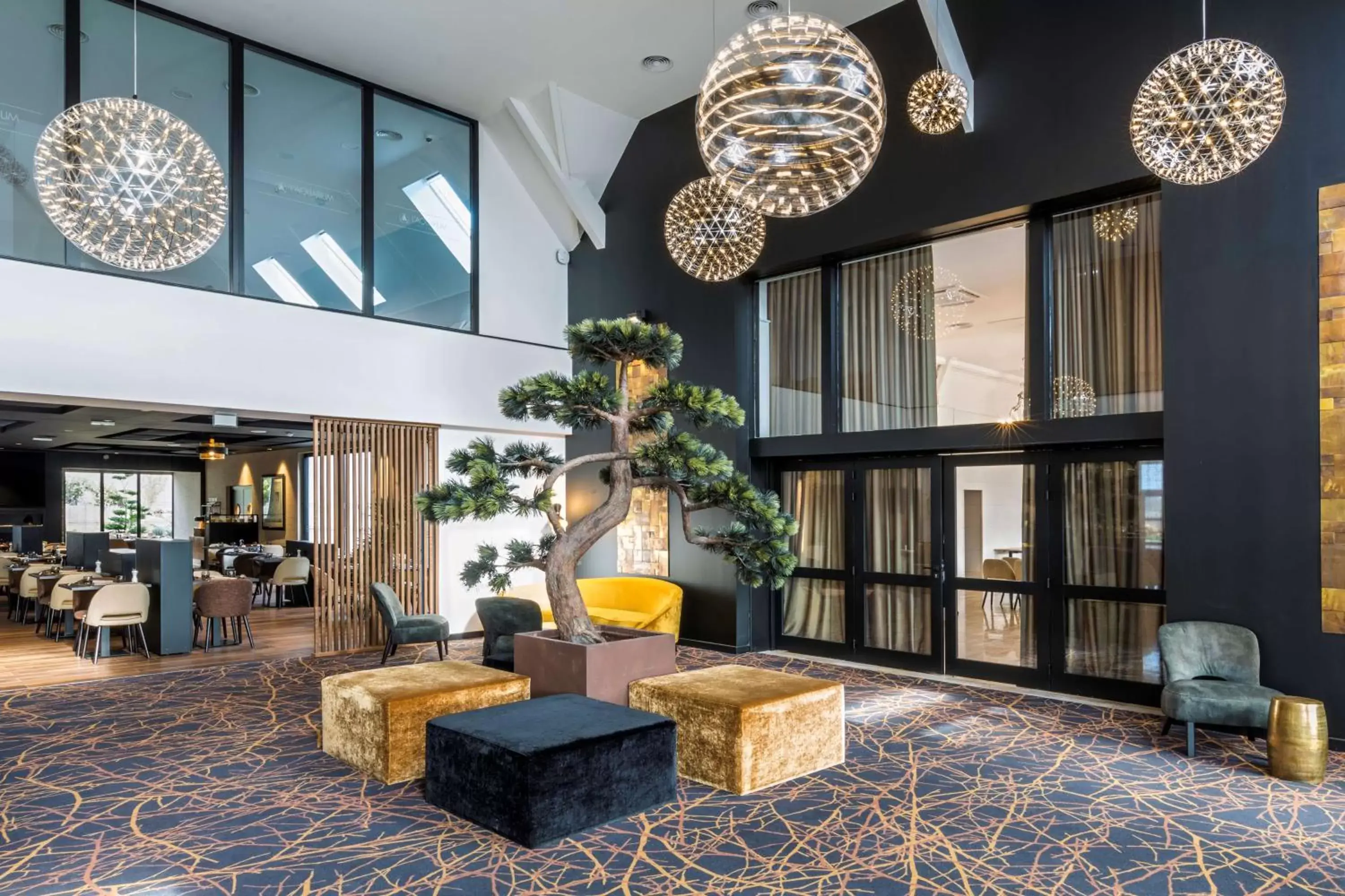 Lobby or reception in Best Western L'Aquarium Arras Nord Lobby or reception in Best Western L'Aquarium Arras Nord