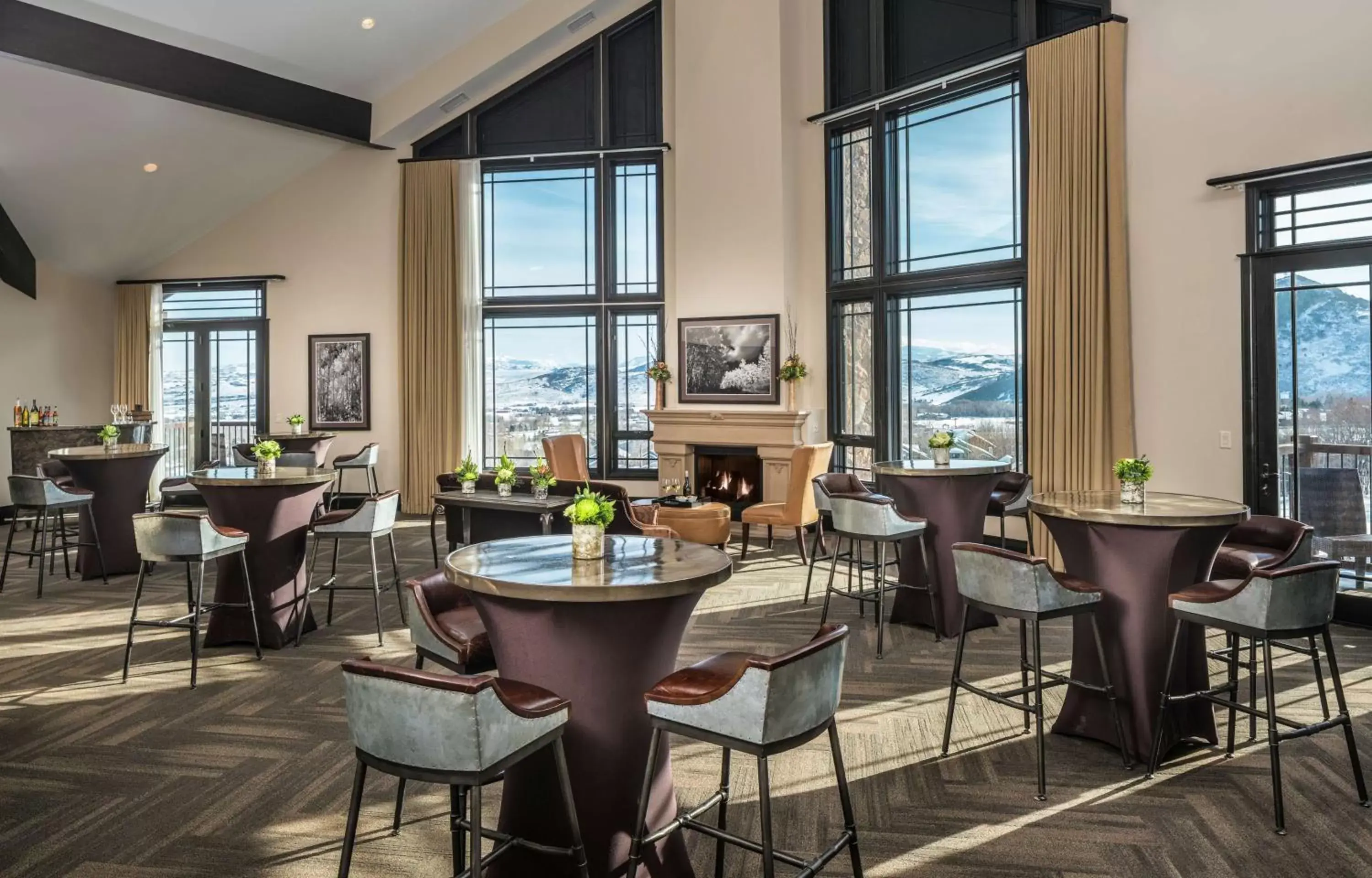 Meeting/conference room, Restaurant/Places to Eat in Waldorf Astoria Park City