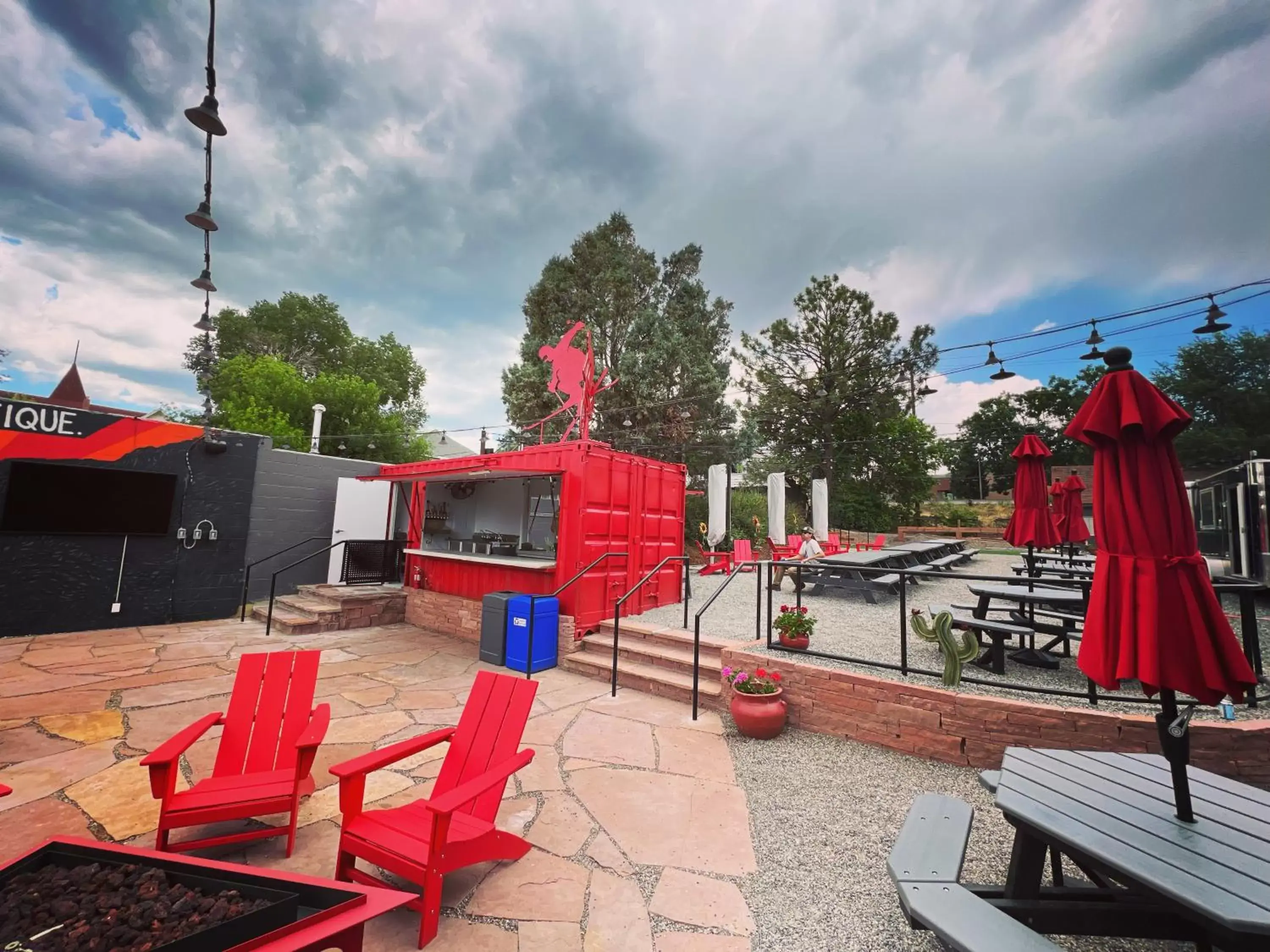 Restaurant/places to eat, Children's Play Area in A-Lodge Lyons