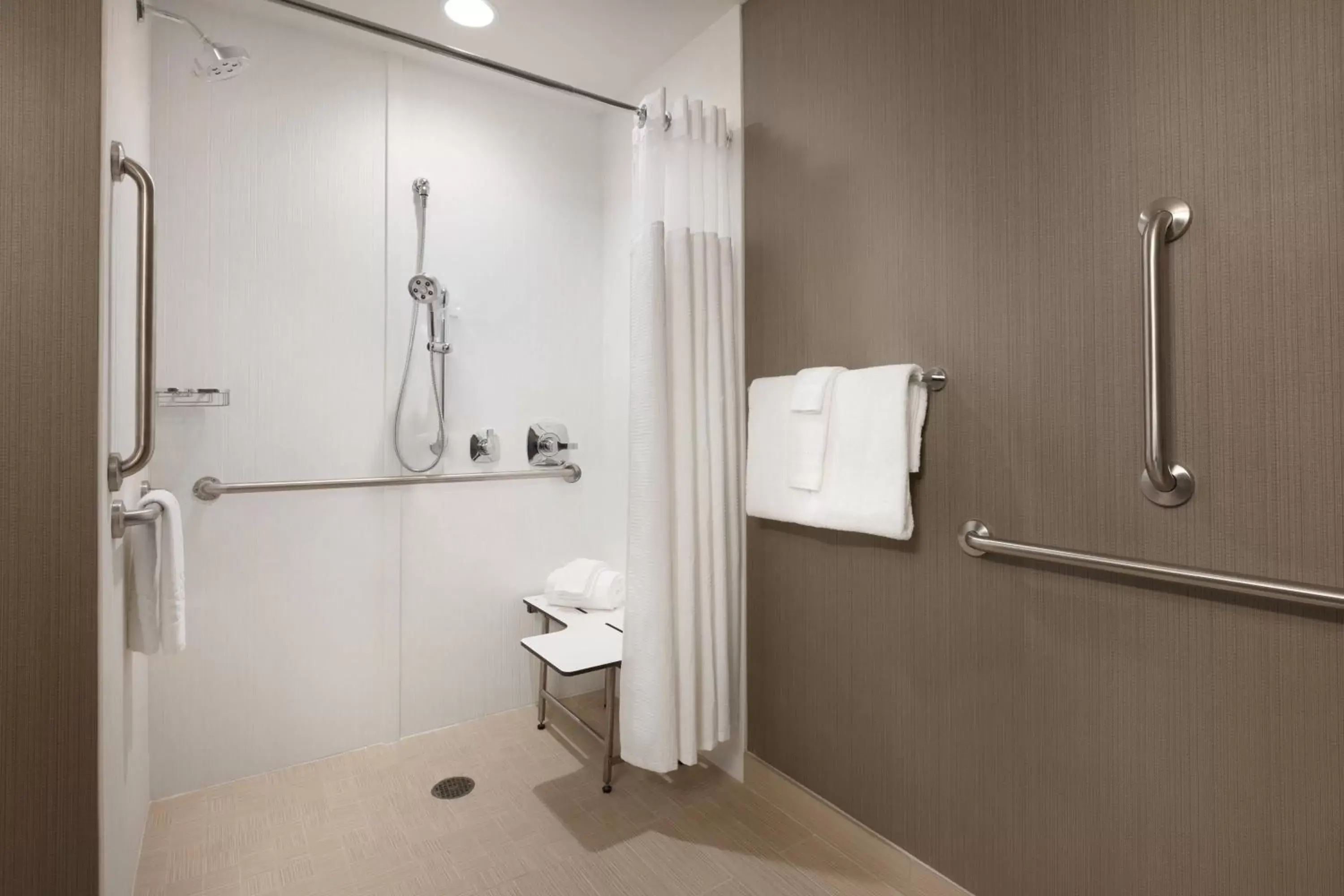 Bathroom in Courtyard by Marriott Boston Dedham/Westwood