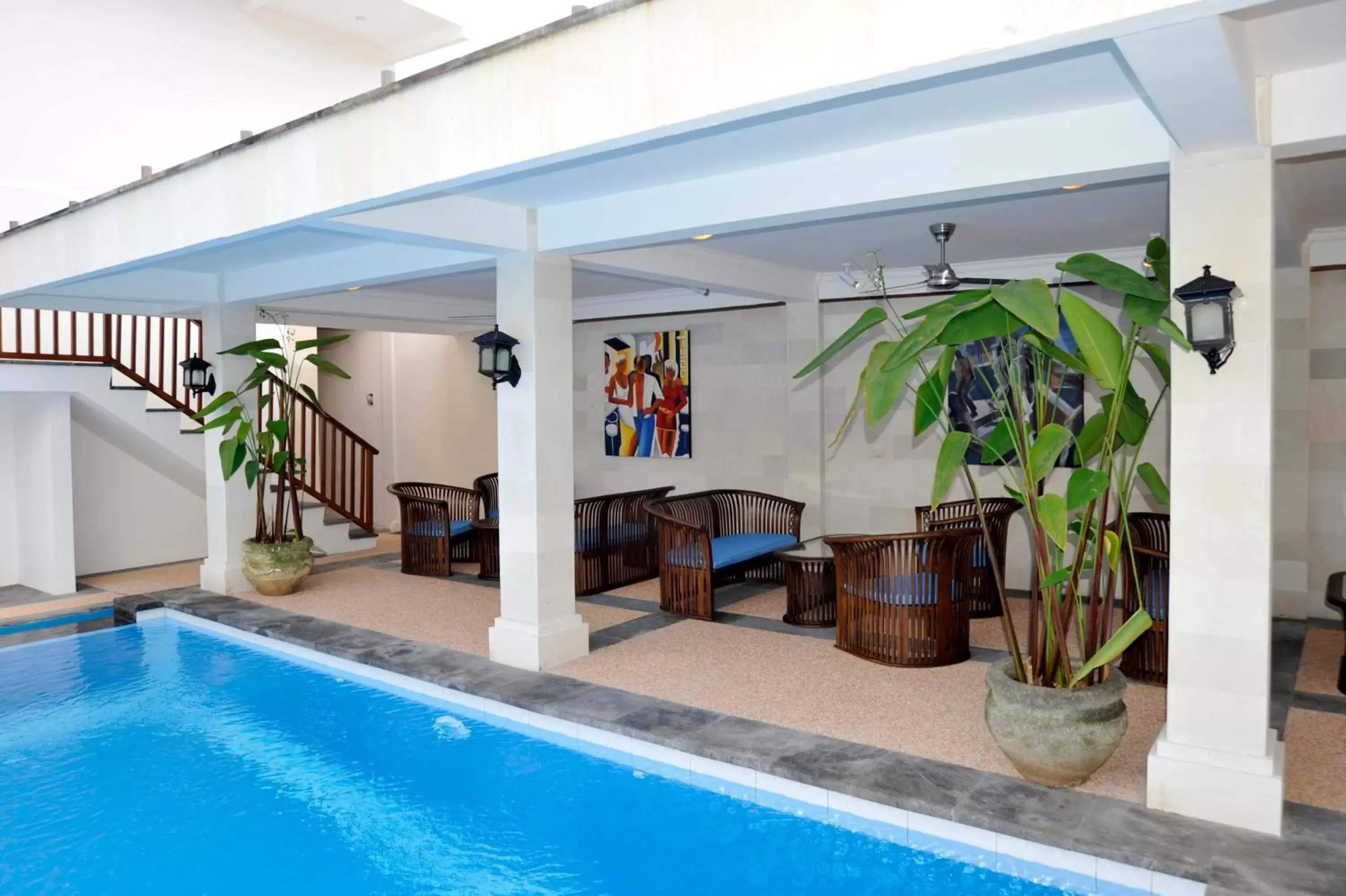 Swimming Pool in Aquarius Beach Hotel