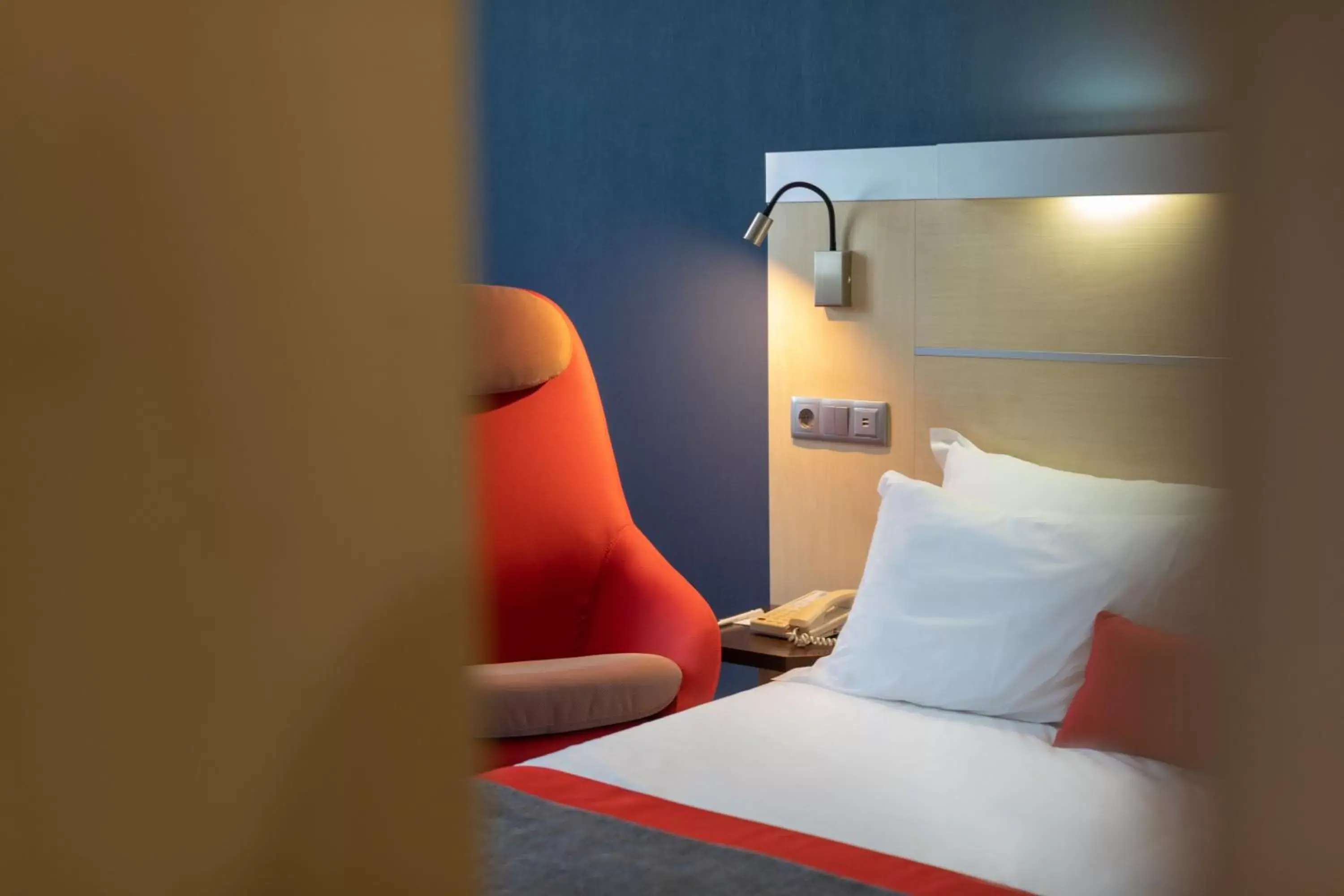 Bed in Holiday Inn Express Porto Exponor, an IHG Hotel