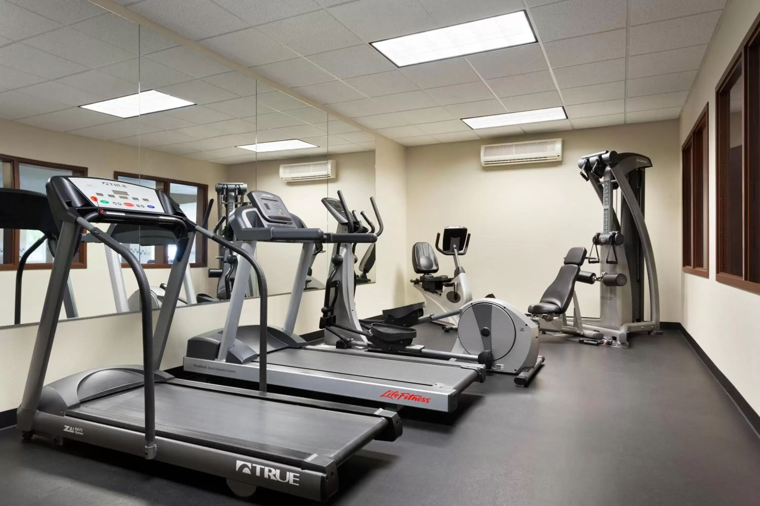 Fitness centre/facilities, Fitness Center/Facilities in Country Inn & Suites by Radisson, Boise West, ID