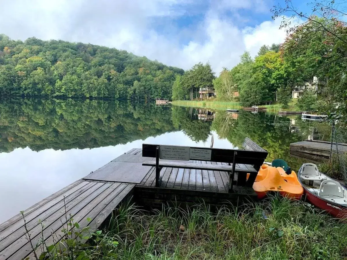 Lake View in Suites du Lac Moore