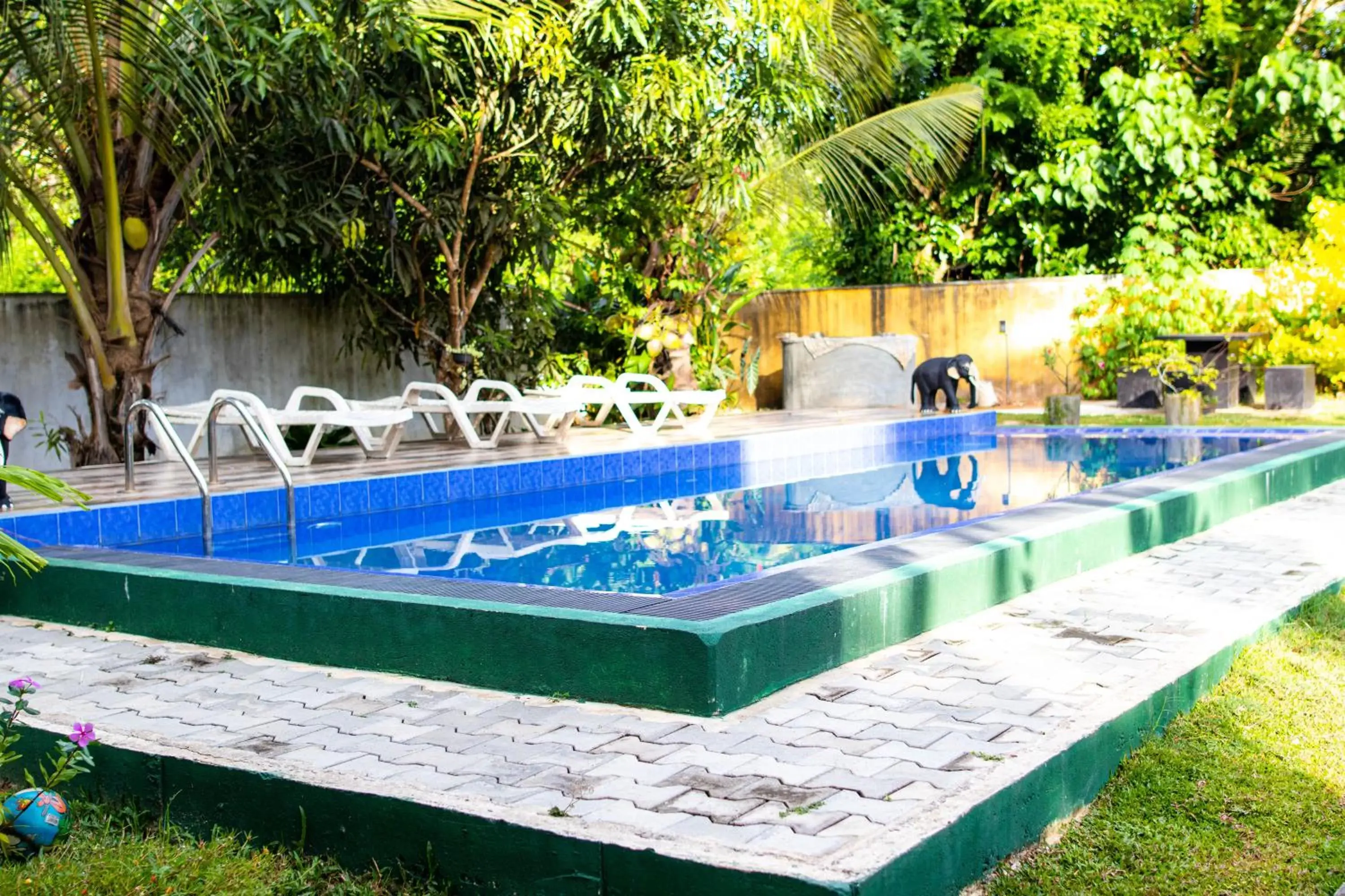 Superior Double or Twin Room with Garden View - single occupancy in Shan Star Weligama Superior Double or Twin Room with Garden View - single occupancy in Shan Star Weligama