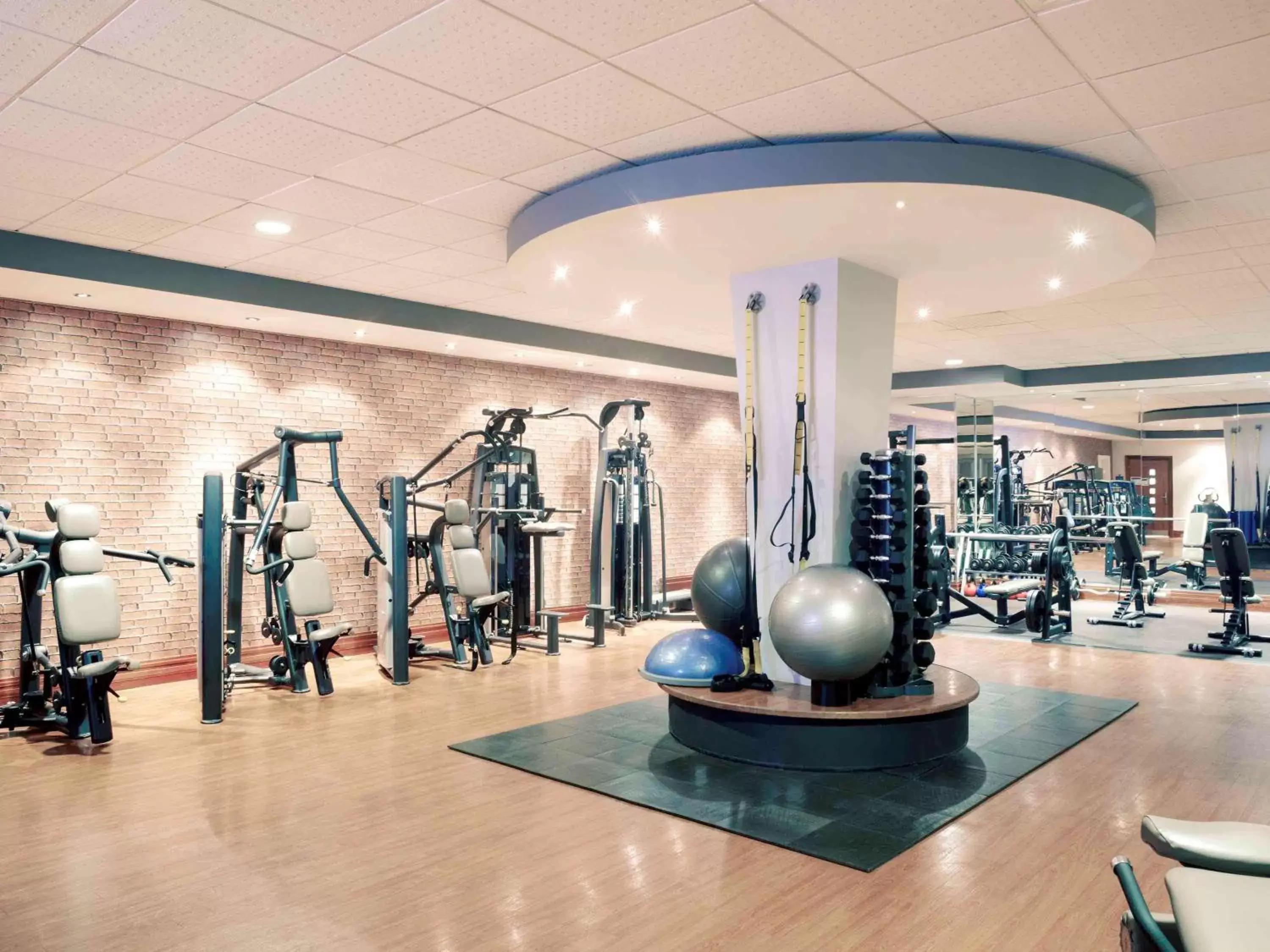 Fitness centre/facilities, Fitness Center/Facilities in Mercure Cardiff Holland House Hotel & Spa