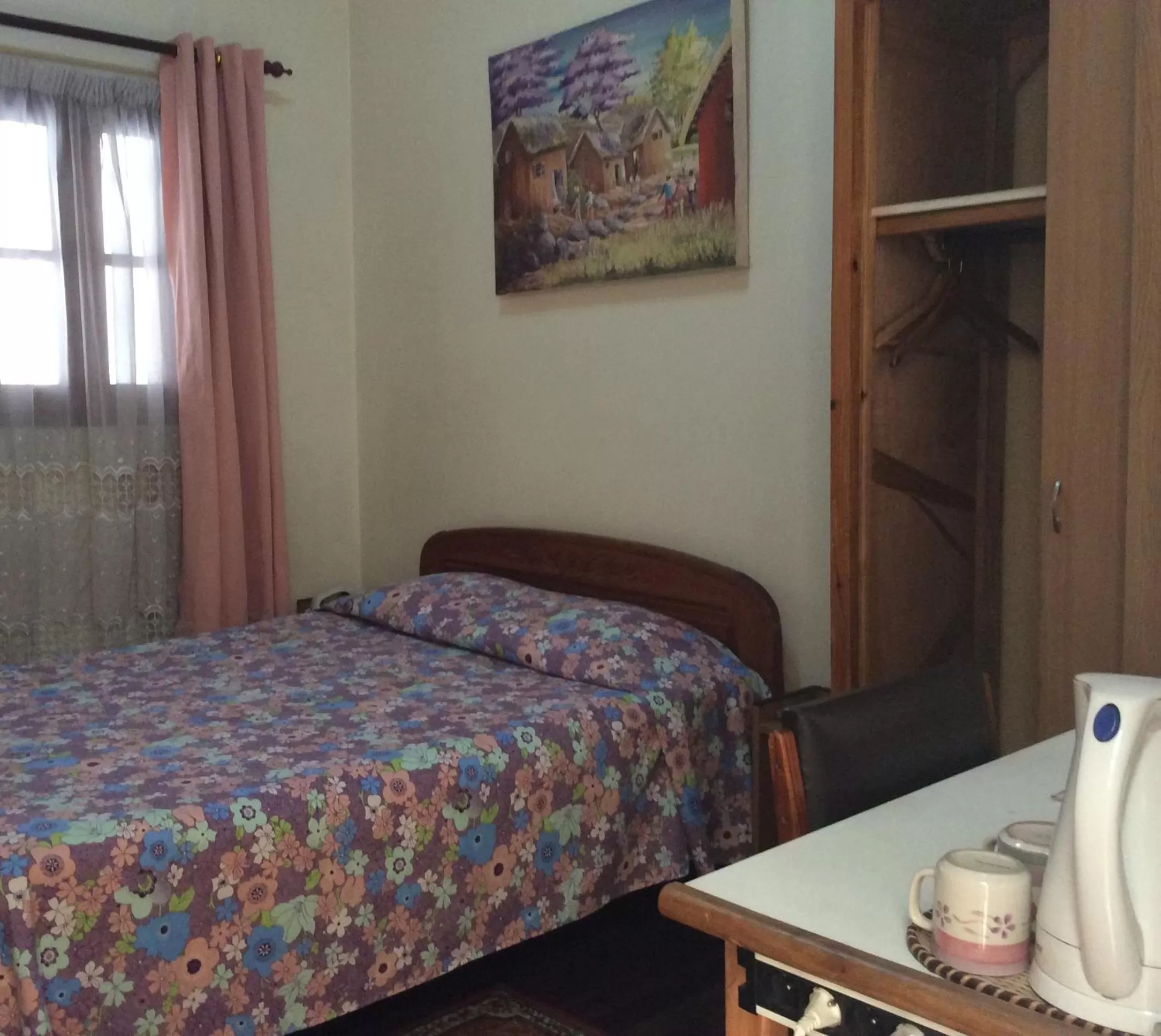 Bed in TANA-JACARANDA