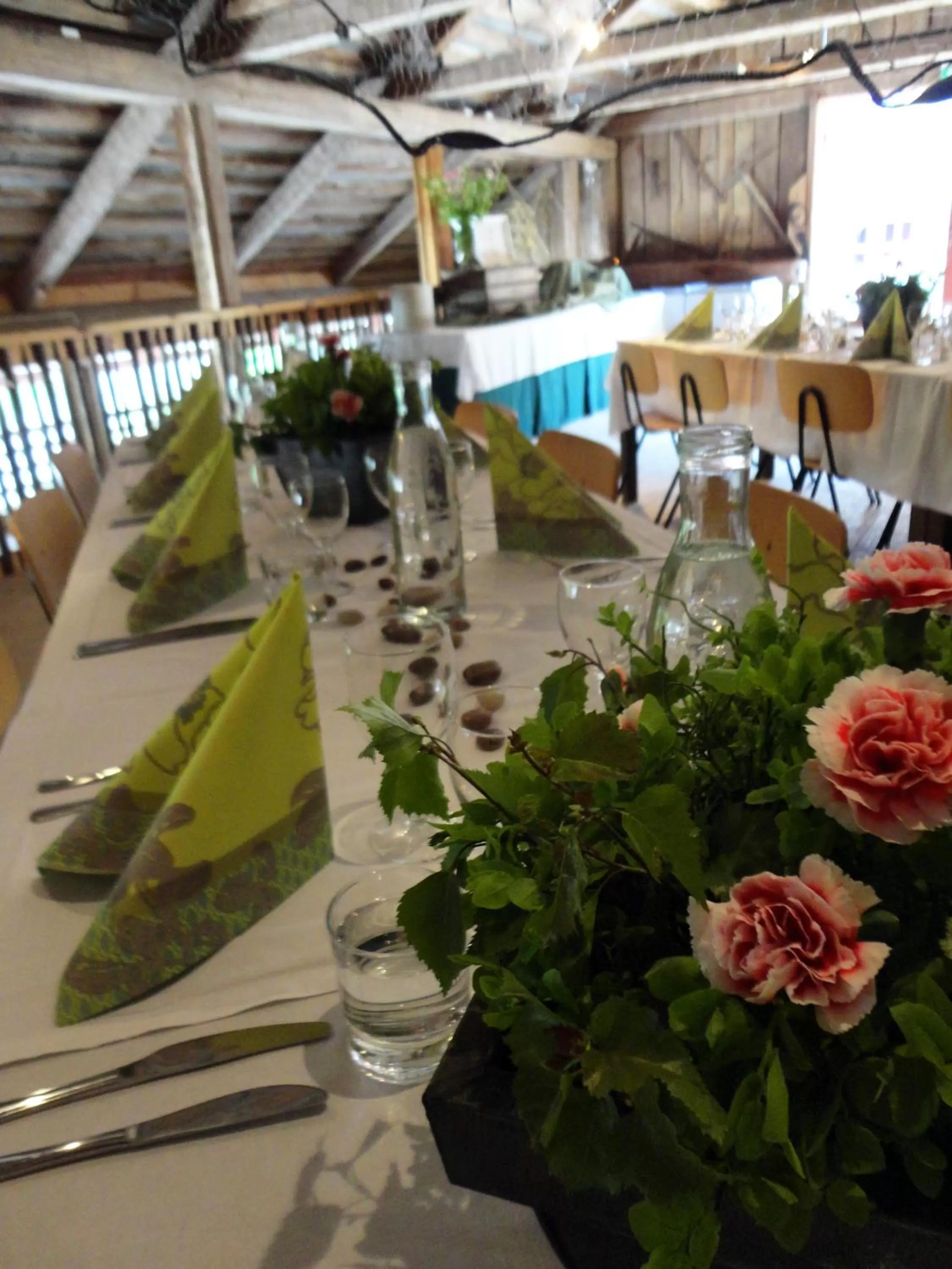 Restaurant/places to eat in Varjola Holiday Center