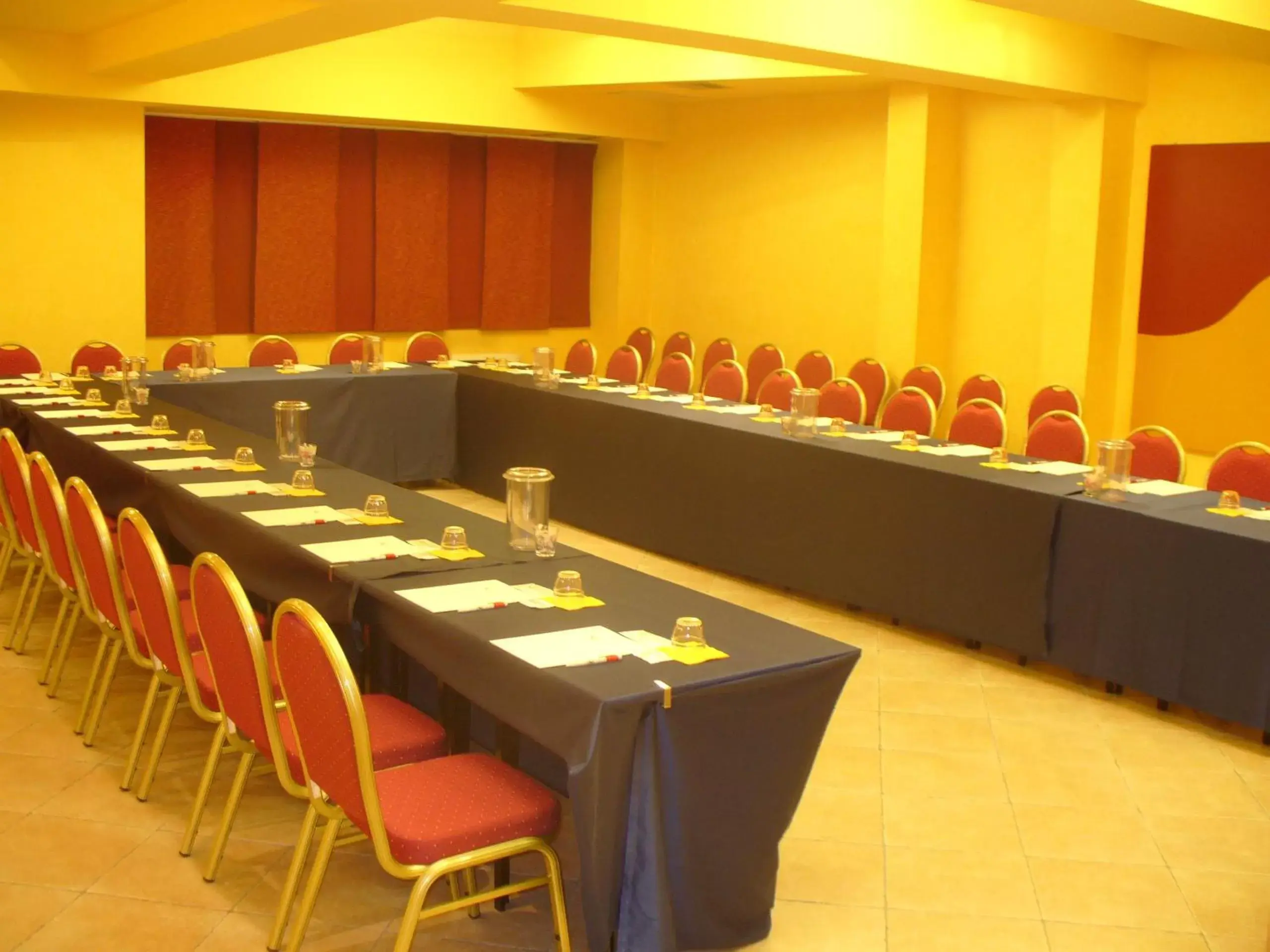 Business facilities in Art & Hotel Aeroporto