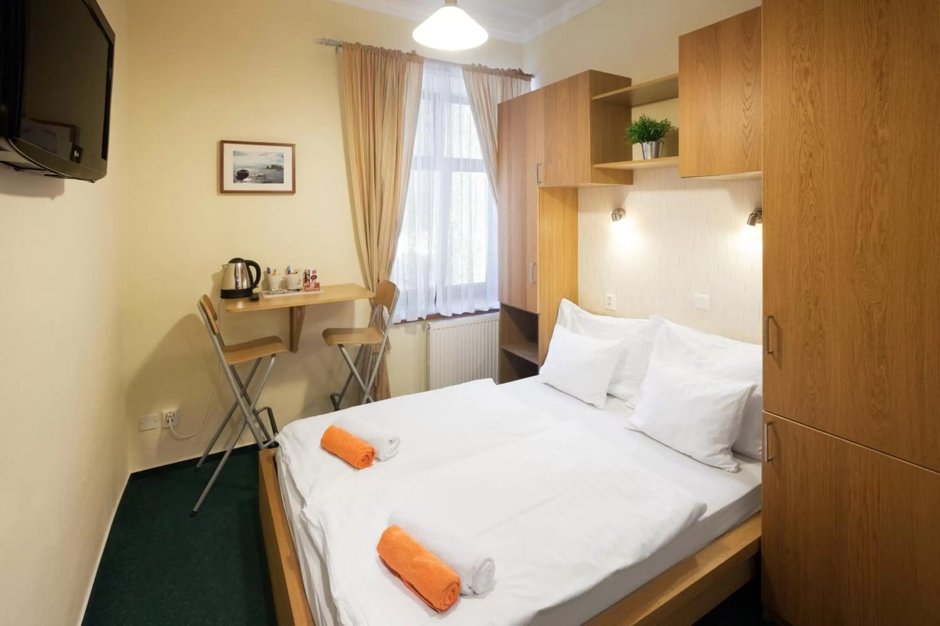 Bed in Pytloun Self Check-in Hotel Liberec