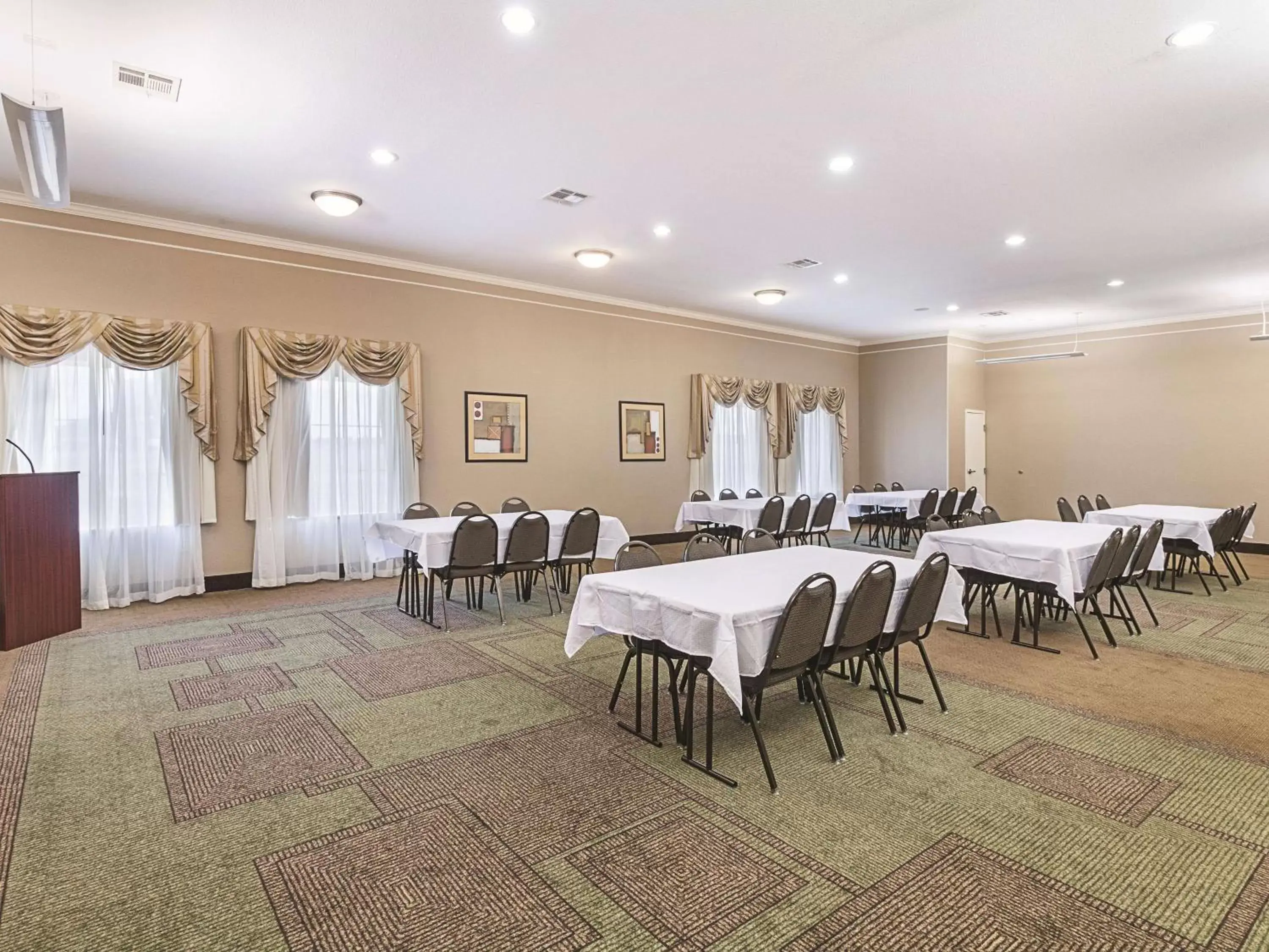 Meeting/conference room, Banquet Facilities in La Quinta by Wyndham Waxahachie