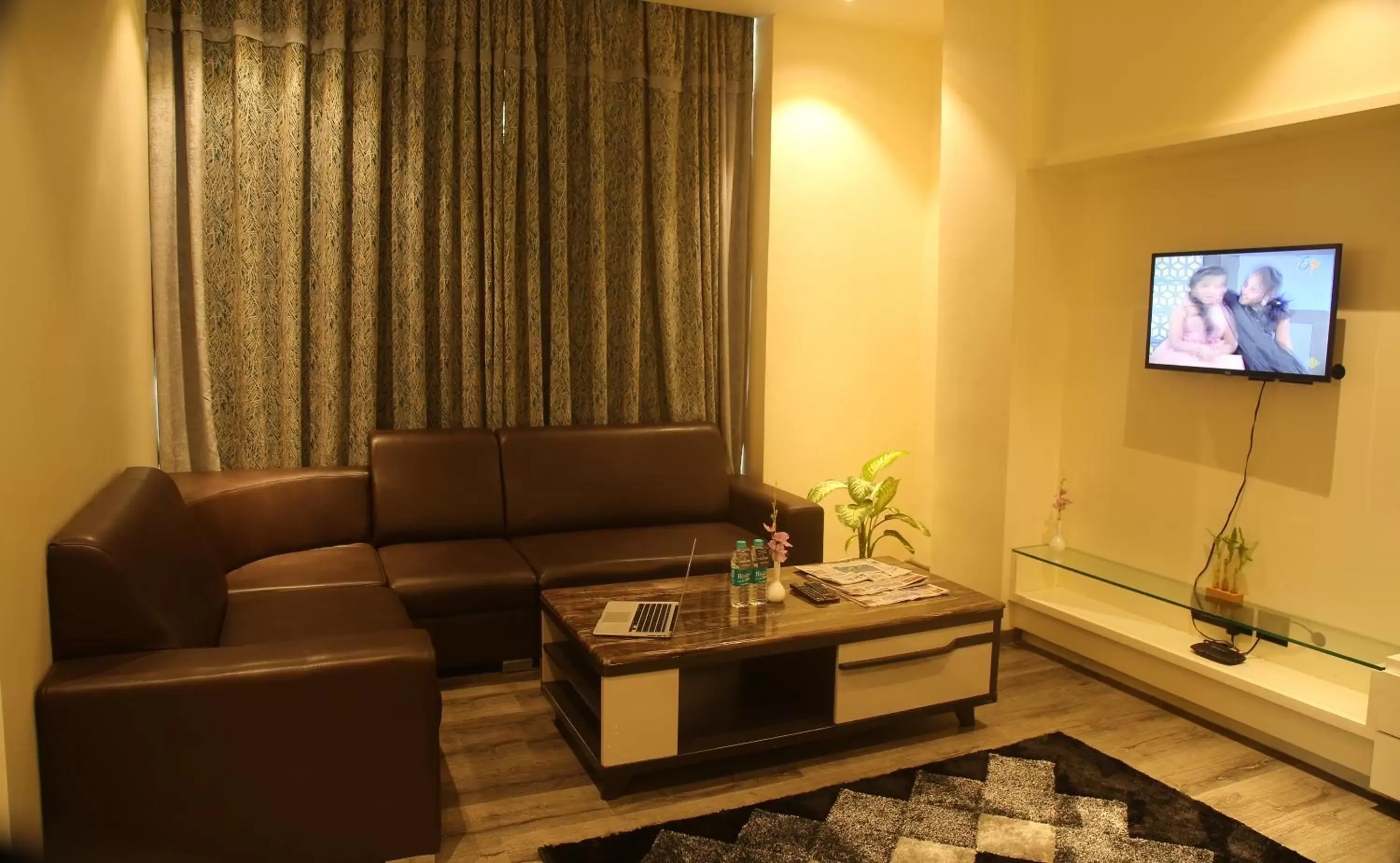 Superior Suite - single occupancy in PARK SIGNATURE HOTELS - Royal Benza Superior Suite - single occupancy in PARK SIGNATURE HOTELS - Royal Benza