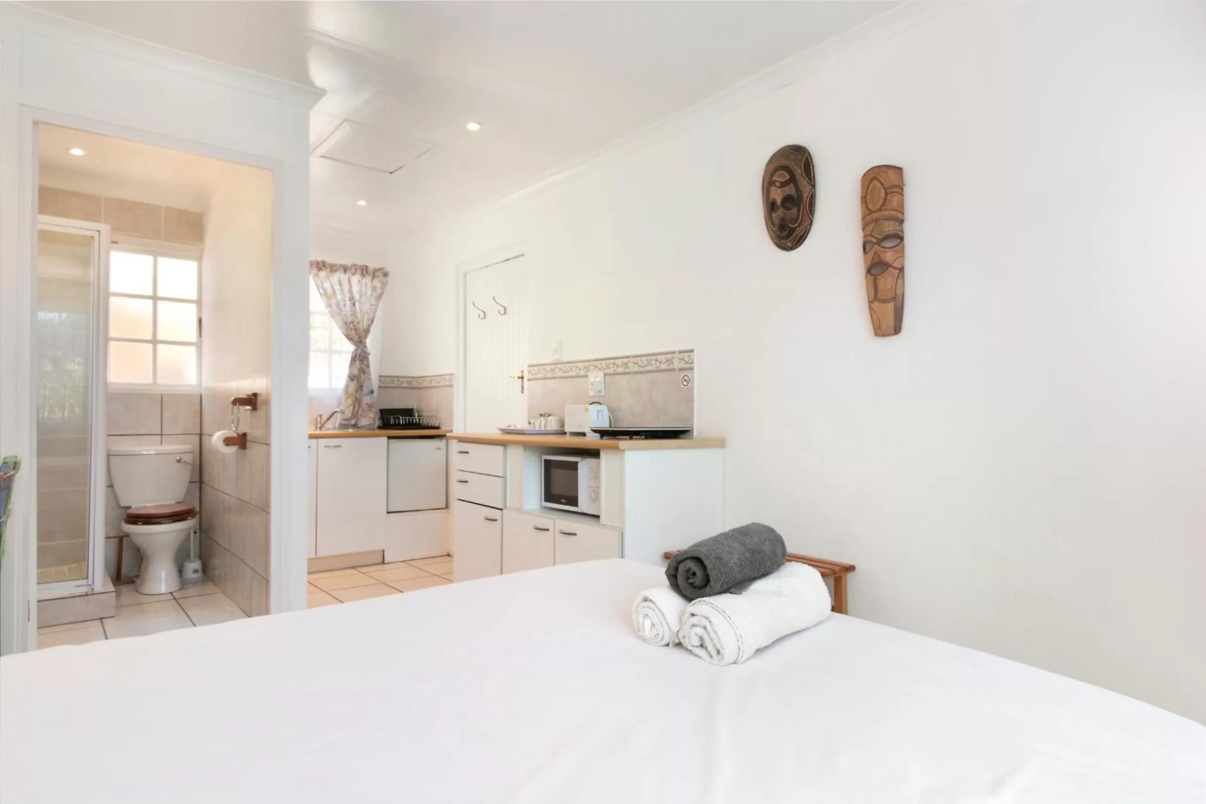 Kitchen or kitchenette in The Bohemian Guesthouse