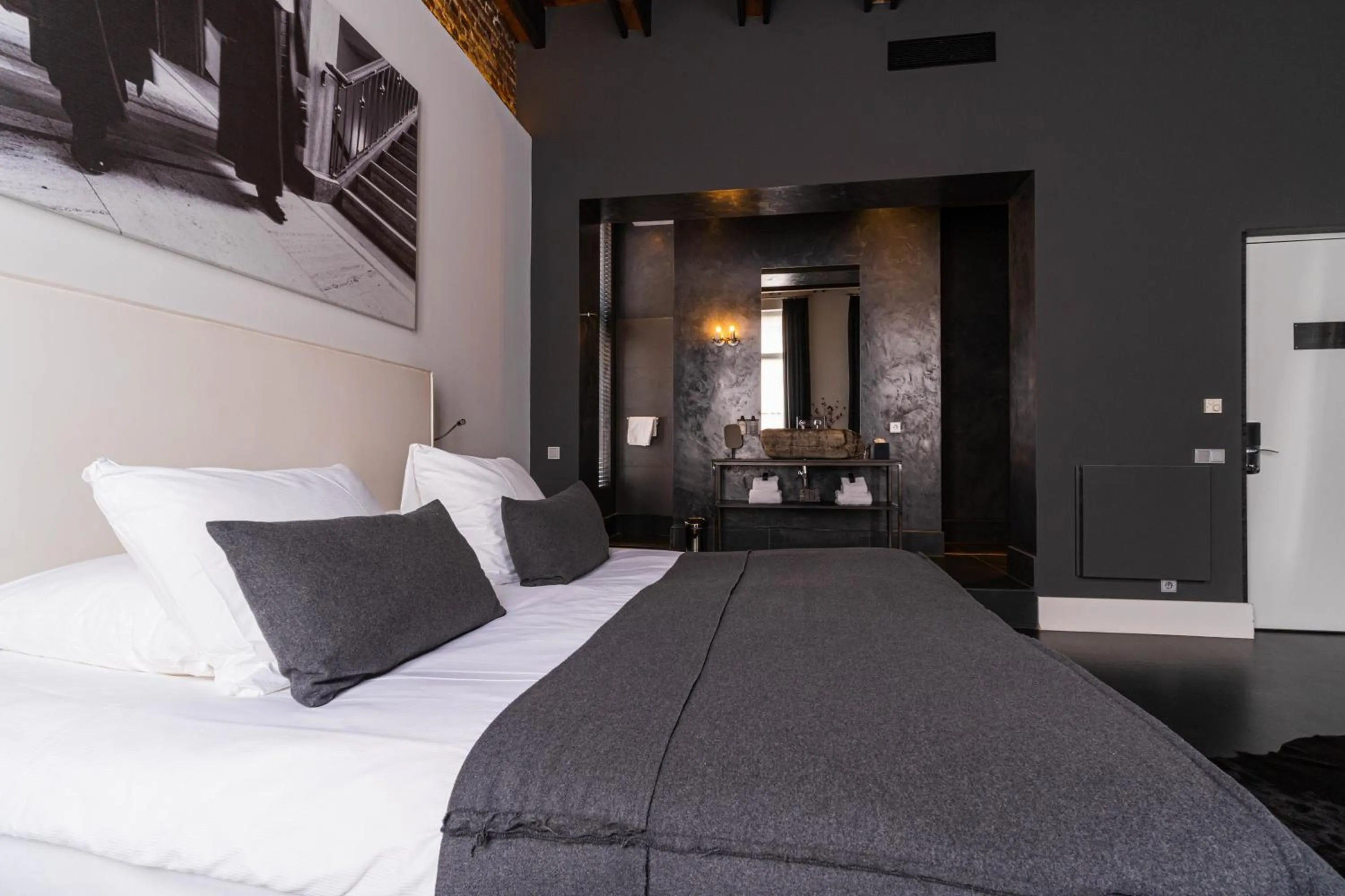 Photo of the whole room, Bed in Het Arresthuis