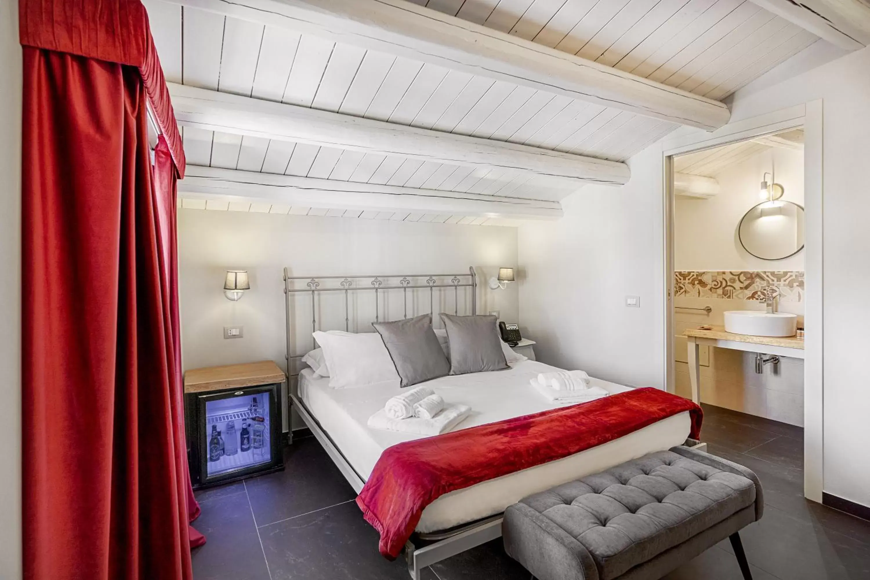 Bed in Itria Palace Bed in Itria Palace