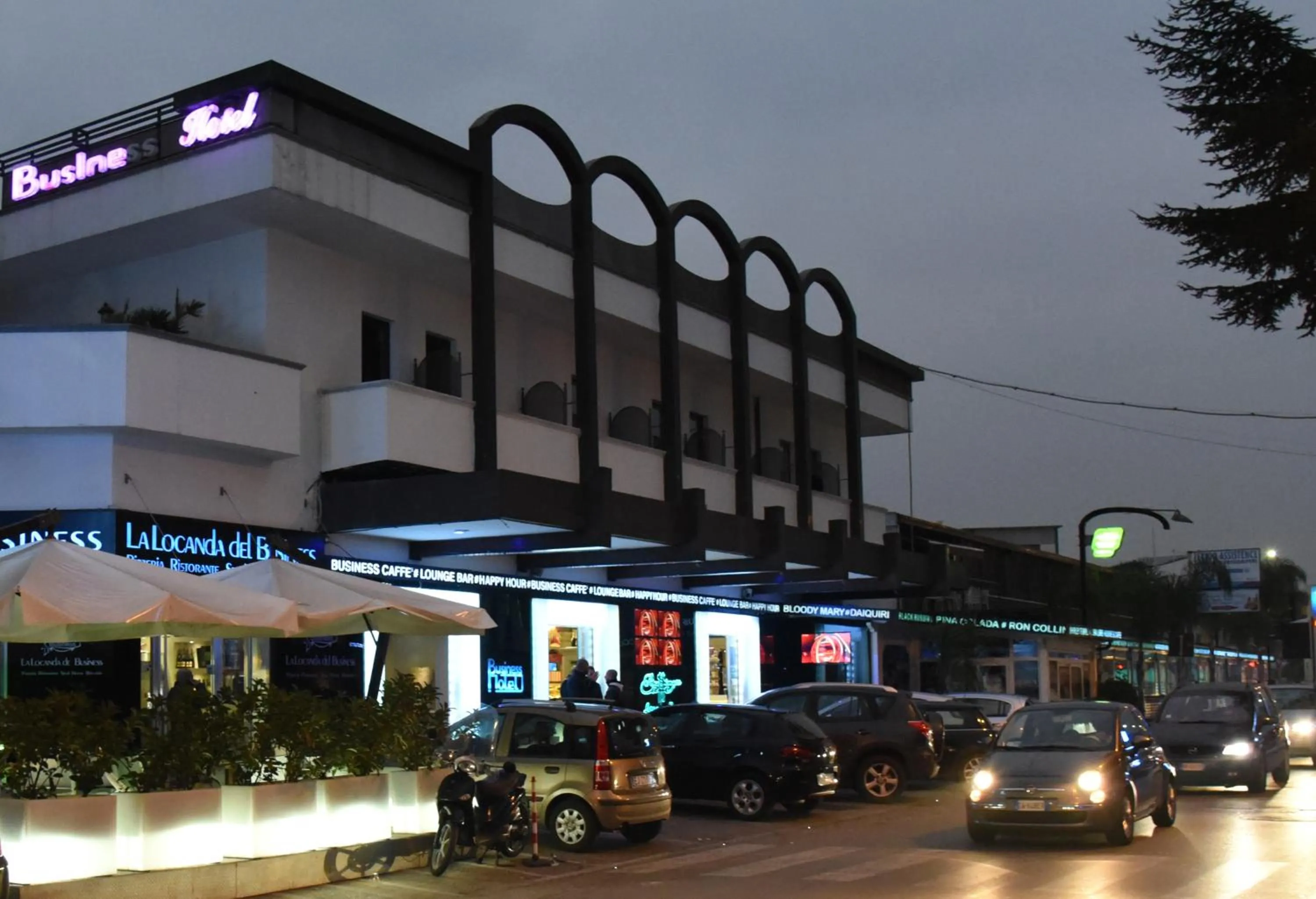 Facade/entrance in Business Hotel
