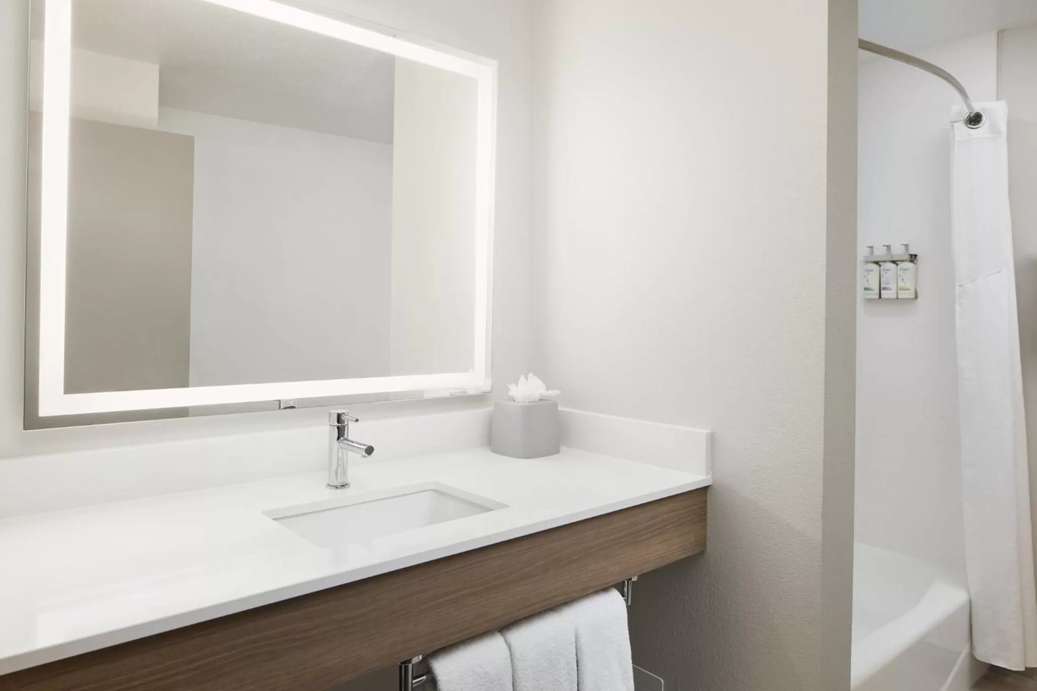 Bathroom in Holiday Inn Express Hotel & Suites Port St. Lucie West by IHG