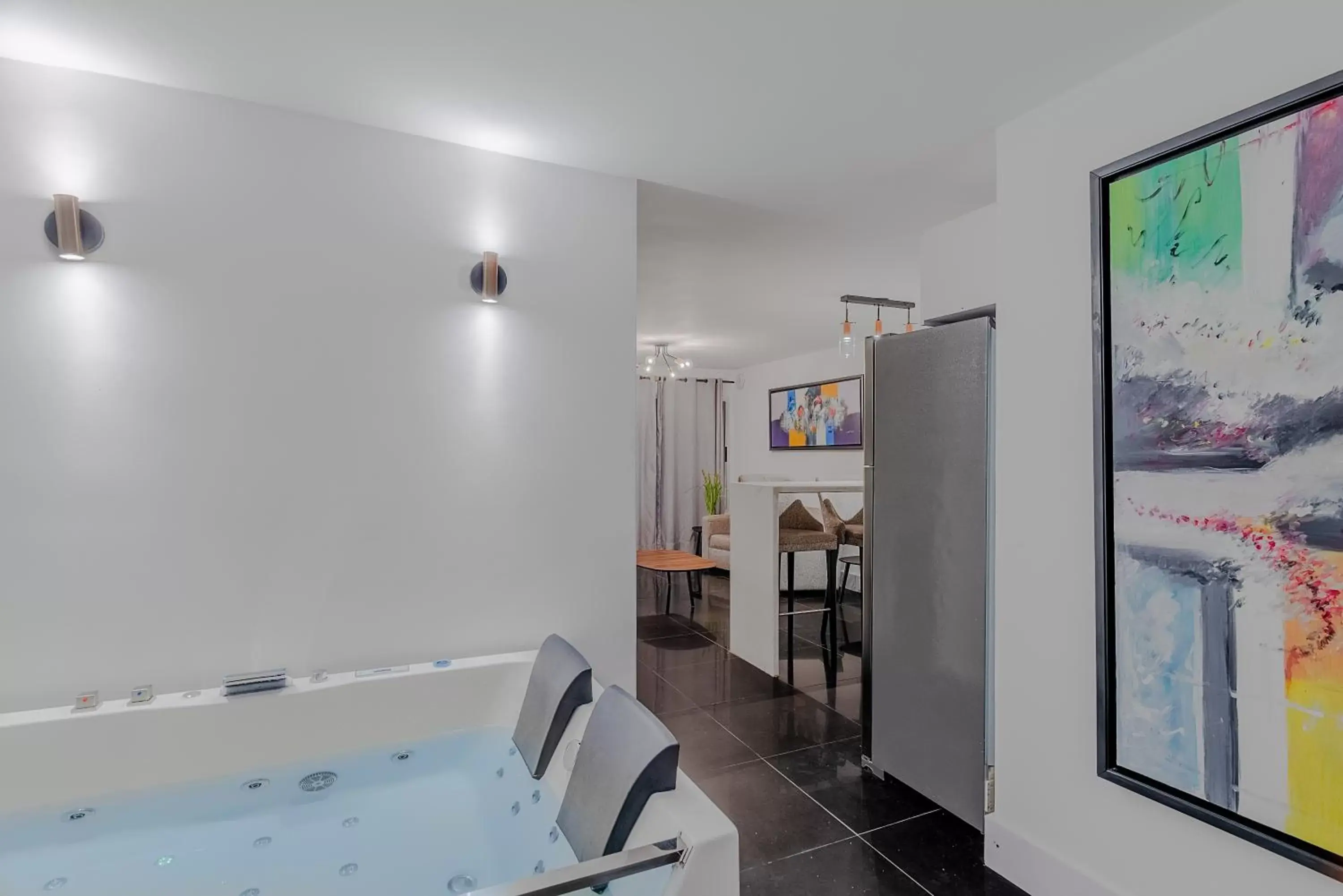 Hot Tub in Viktory Boutique Hotel Hot Tub in Viktory Boutique Hotel