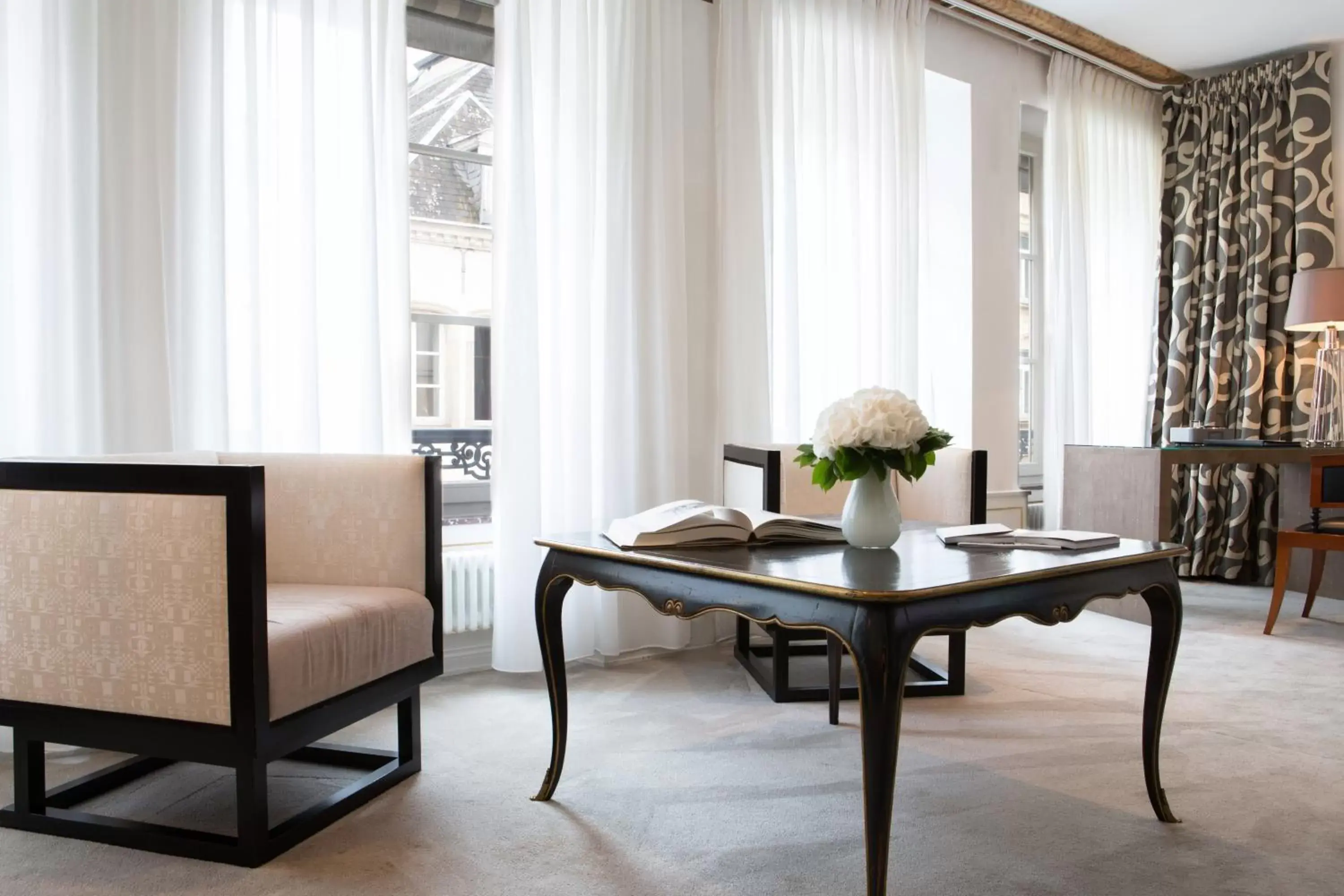 Living room, Seating Area in Hotel Le Place d'Armes