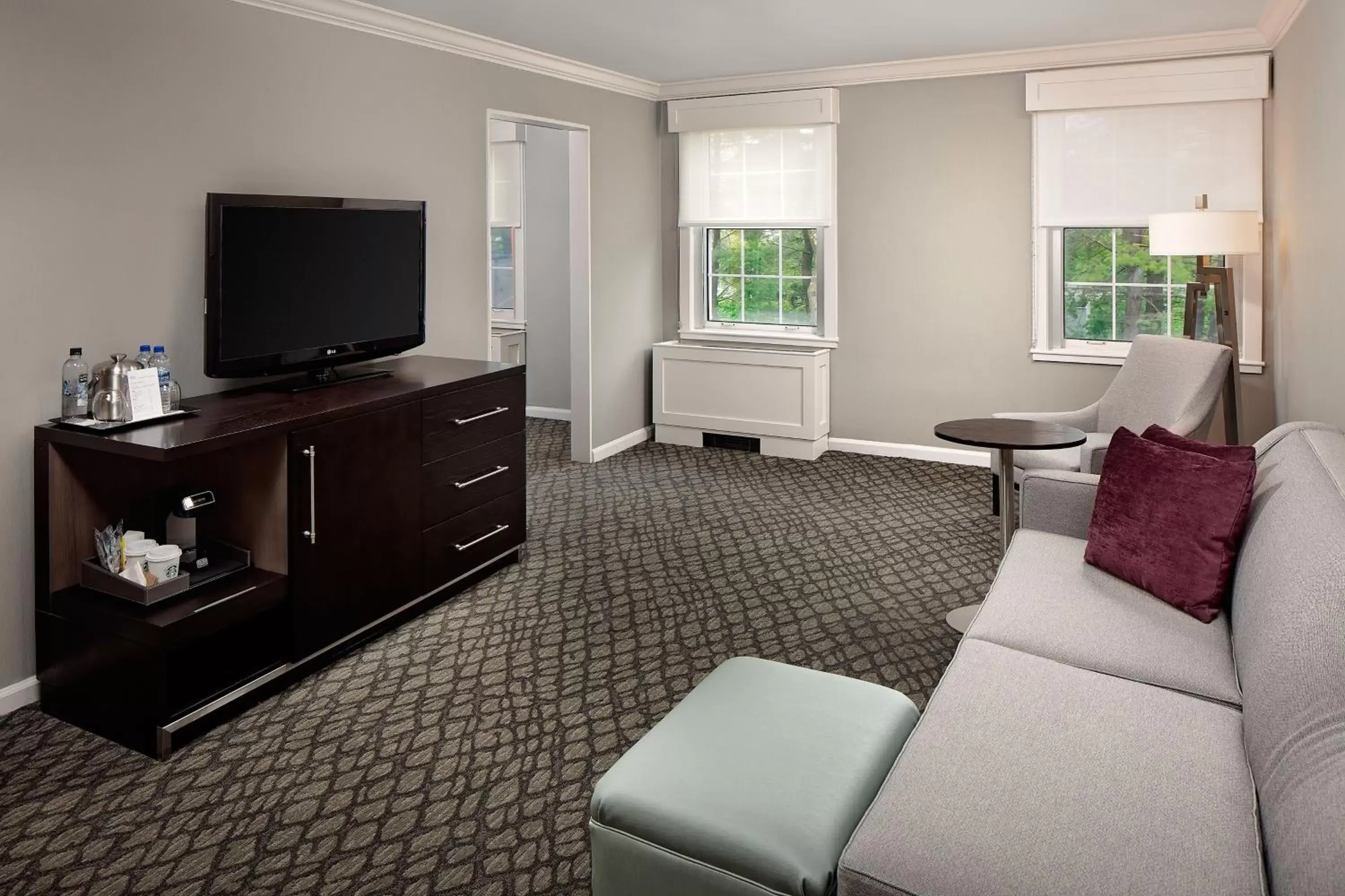 Bedroom, Seating Area in The Westin Governor Morris, Morristown