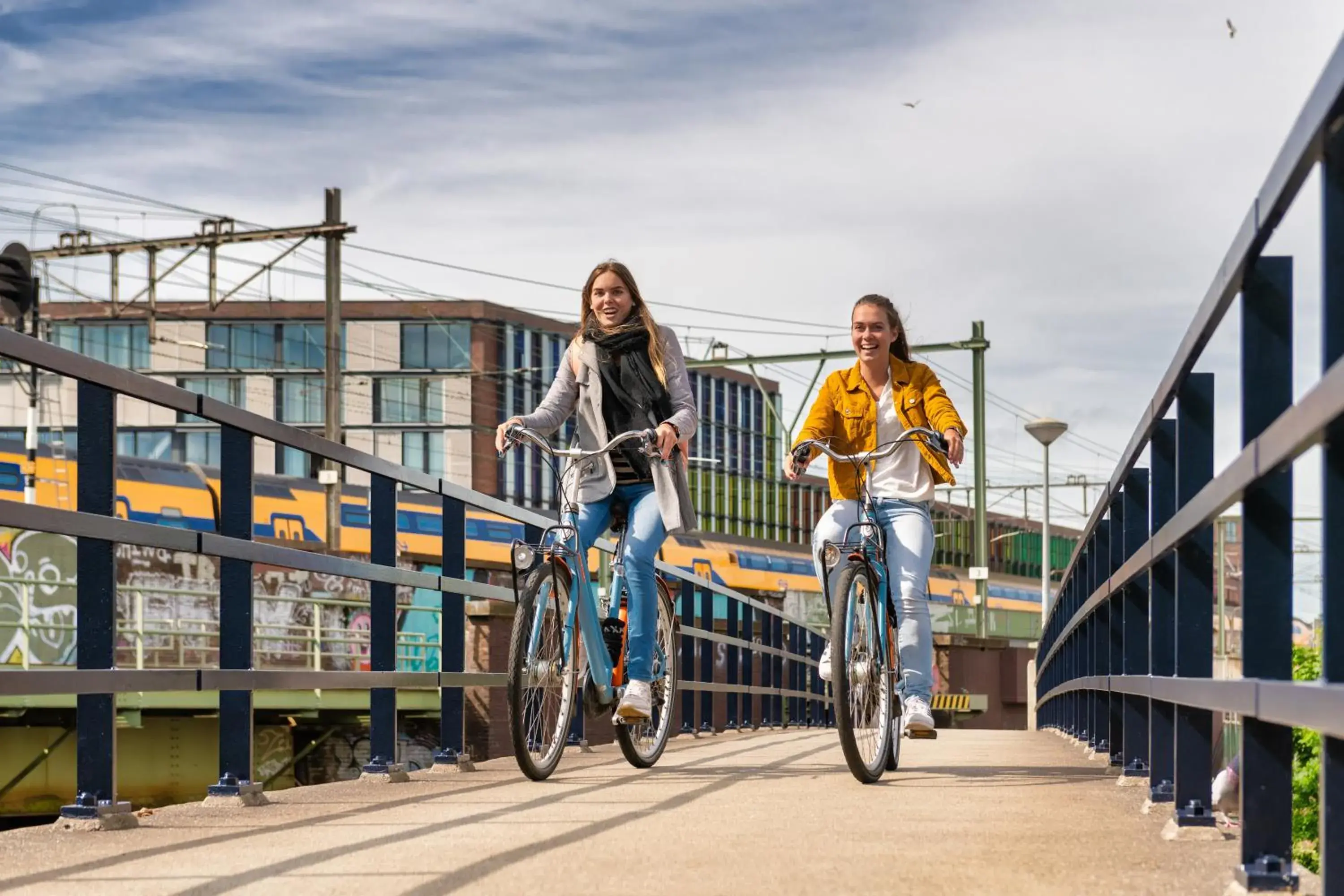 Cycling, Biking in Stayokay Amsterdam Vondelpark