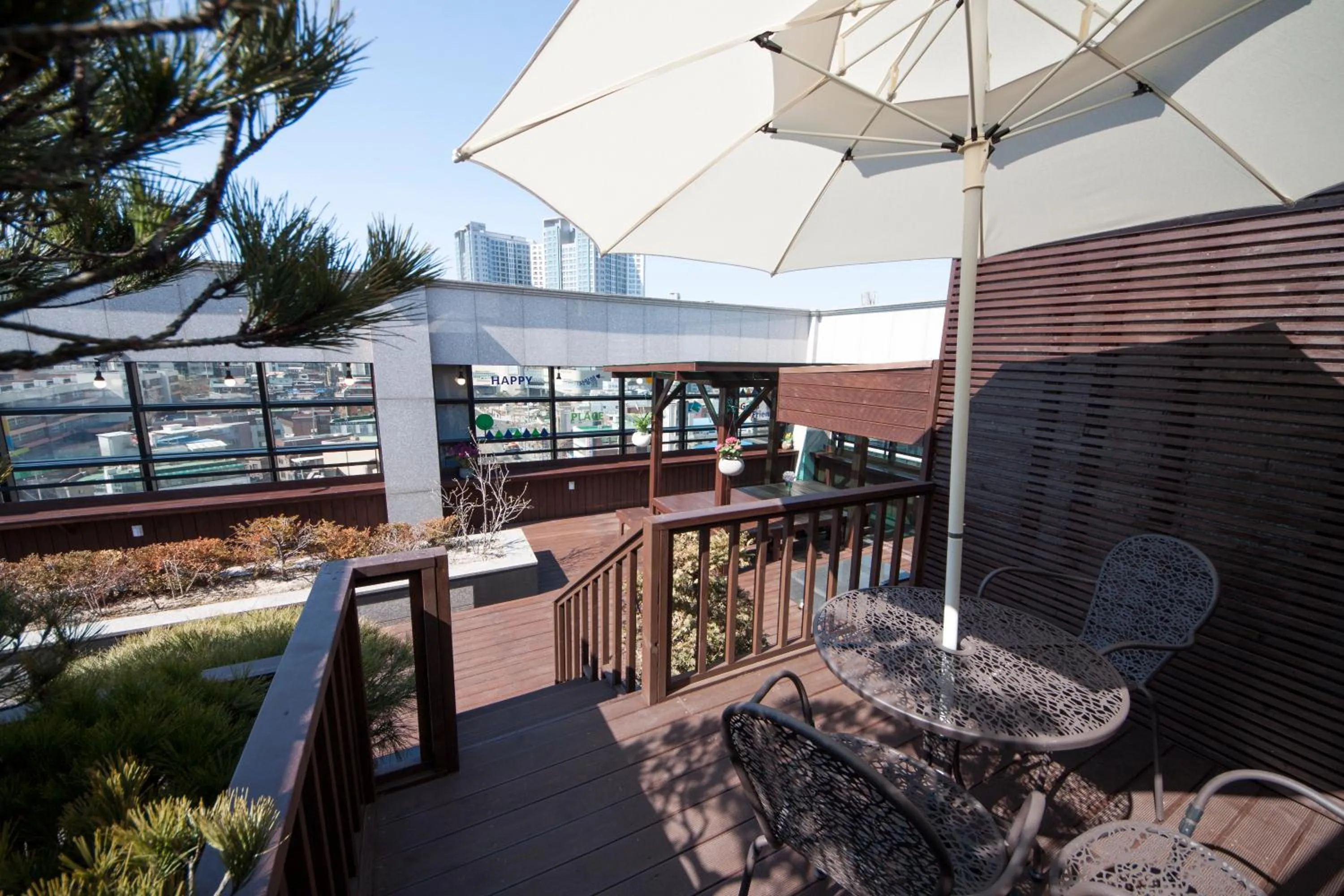 Balcony/Terrace in K-Grand Hostel Dongdaemun