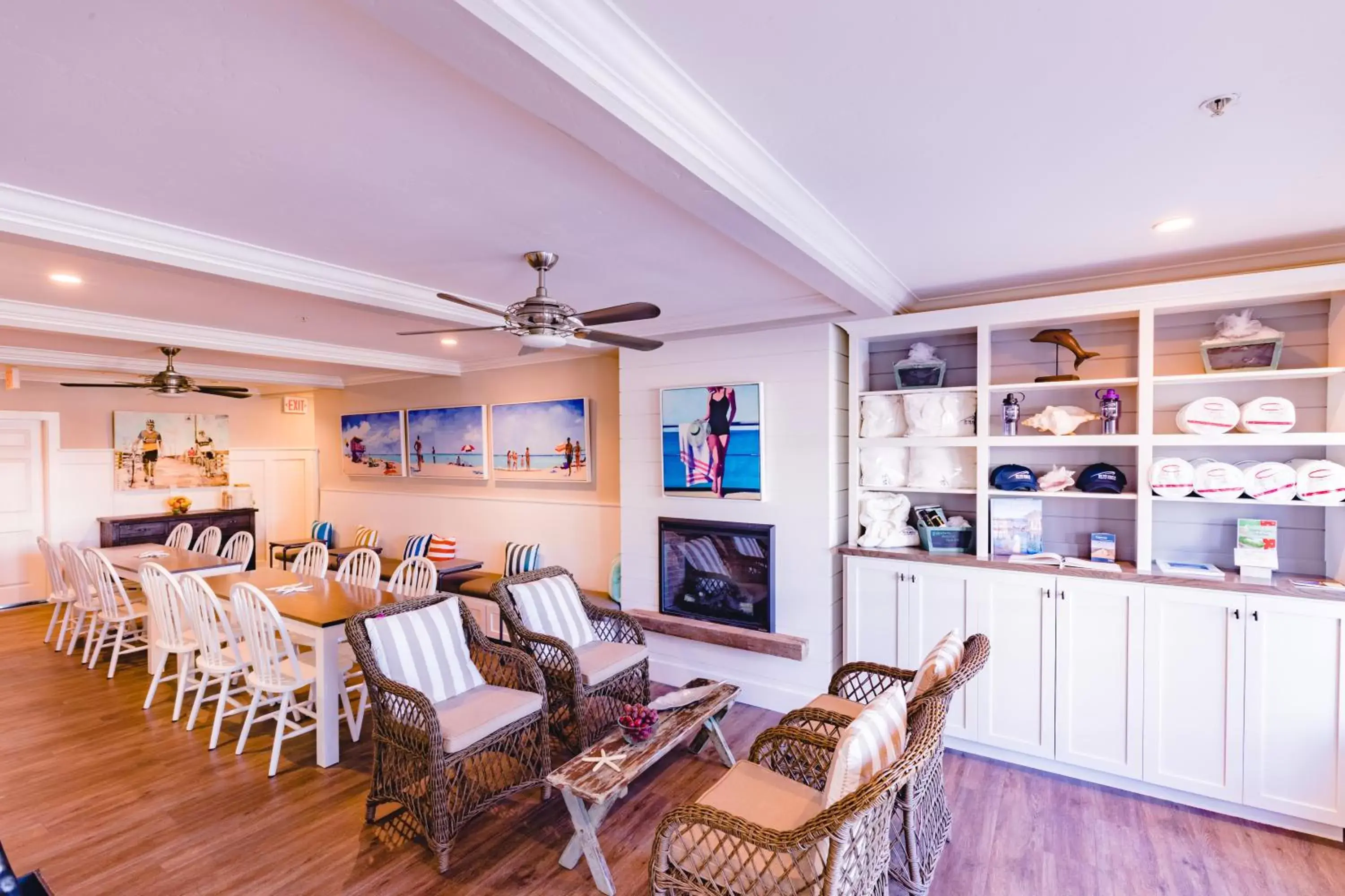 Dining area in On the Beach Bed and Breakfast