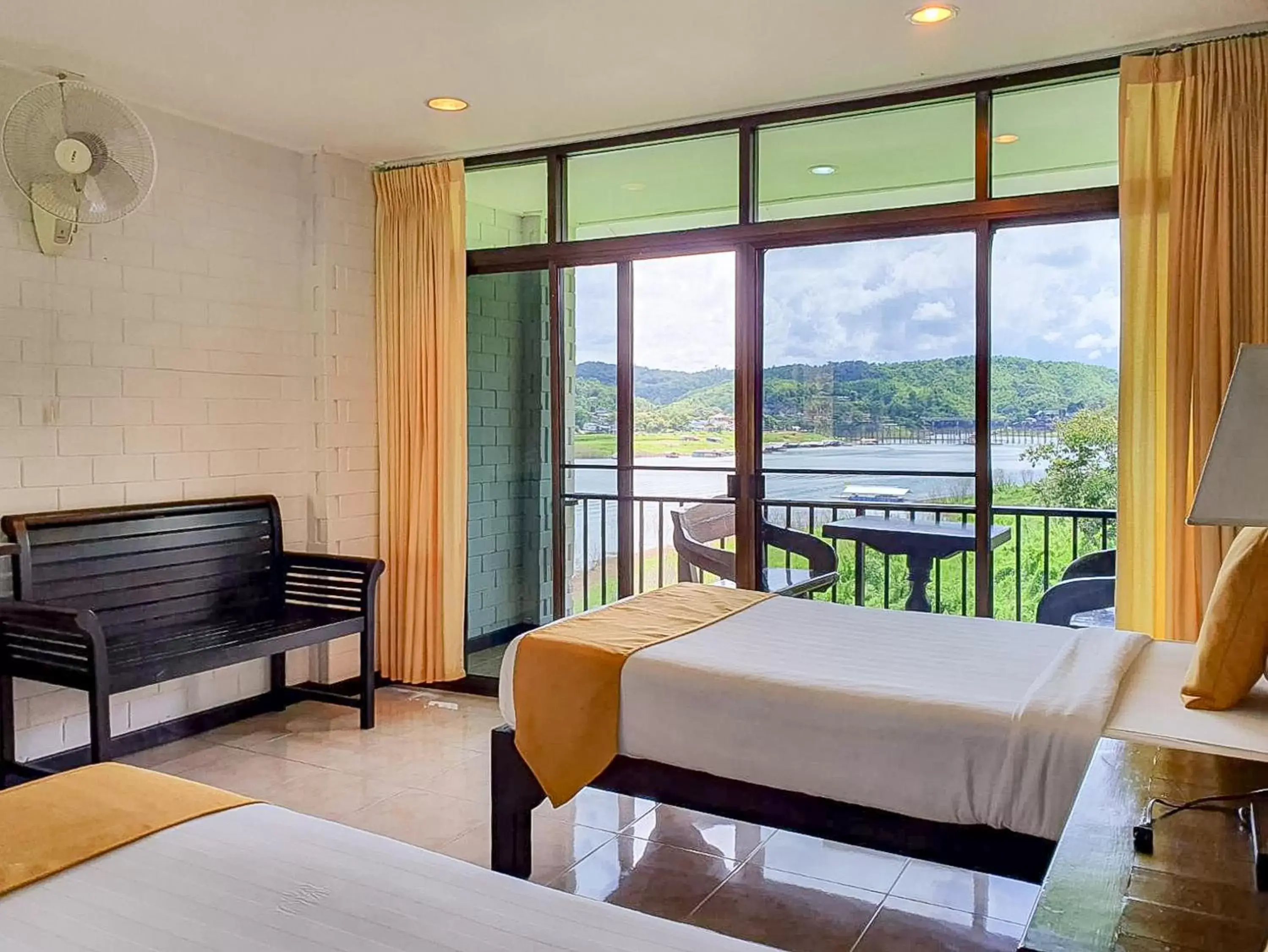 Bedroom, Bed in Phornpailin Riverside Resort