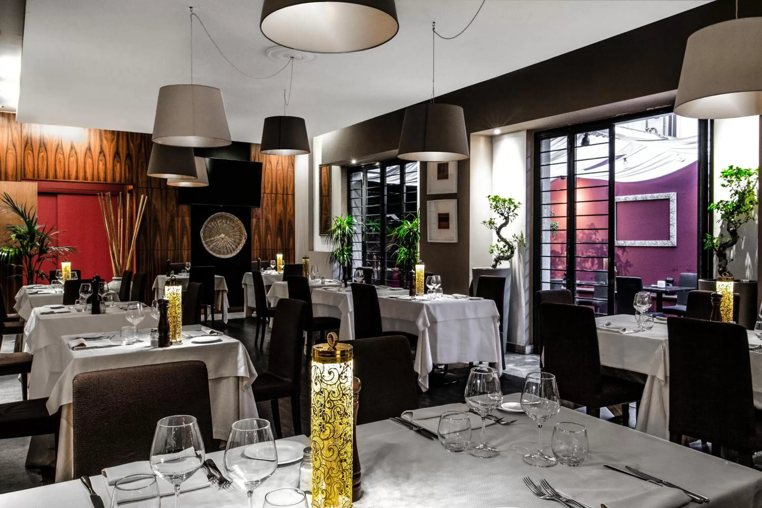 Restaurant/Places to Eat in Hotel dei Cavalieri Caserta - La Reggia