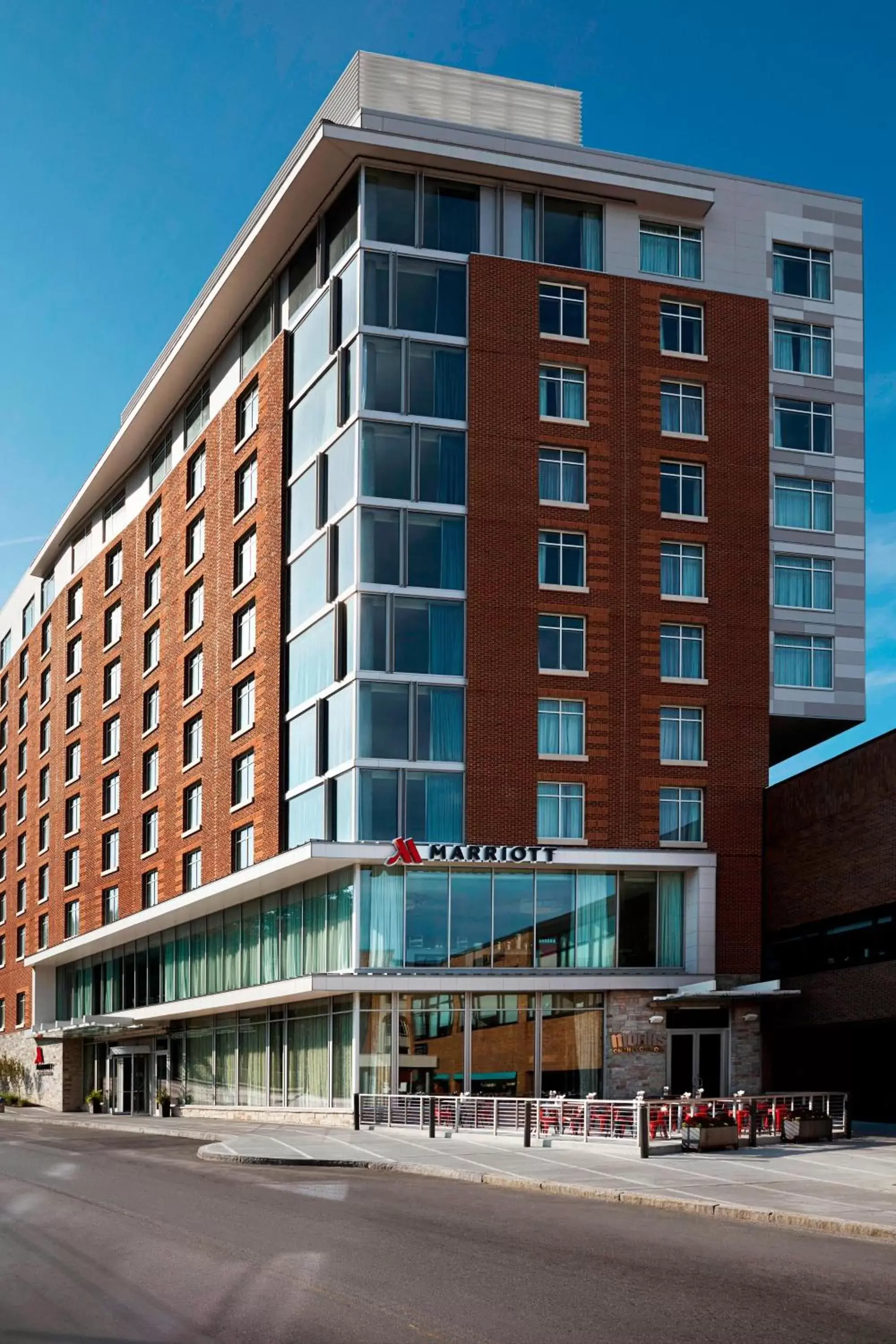 Property Building in Ithaca Marriott Downtown on the Commons