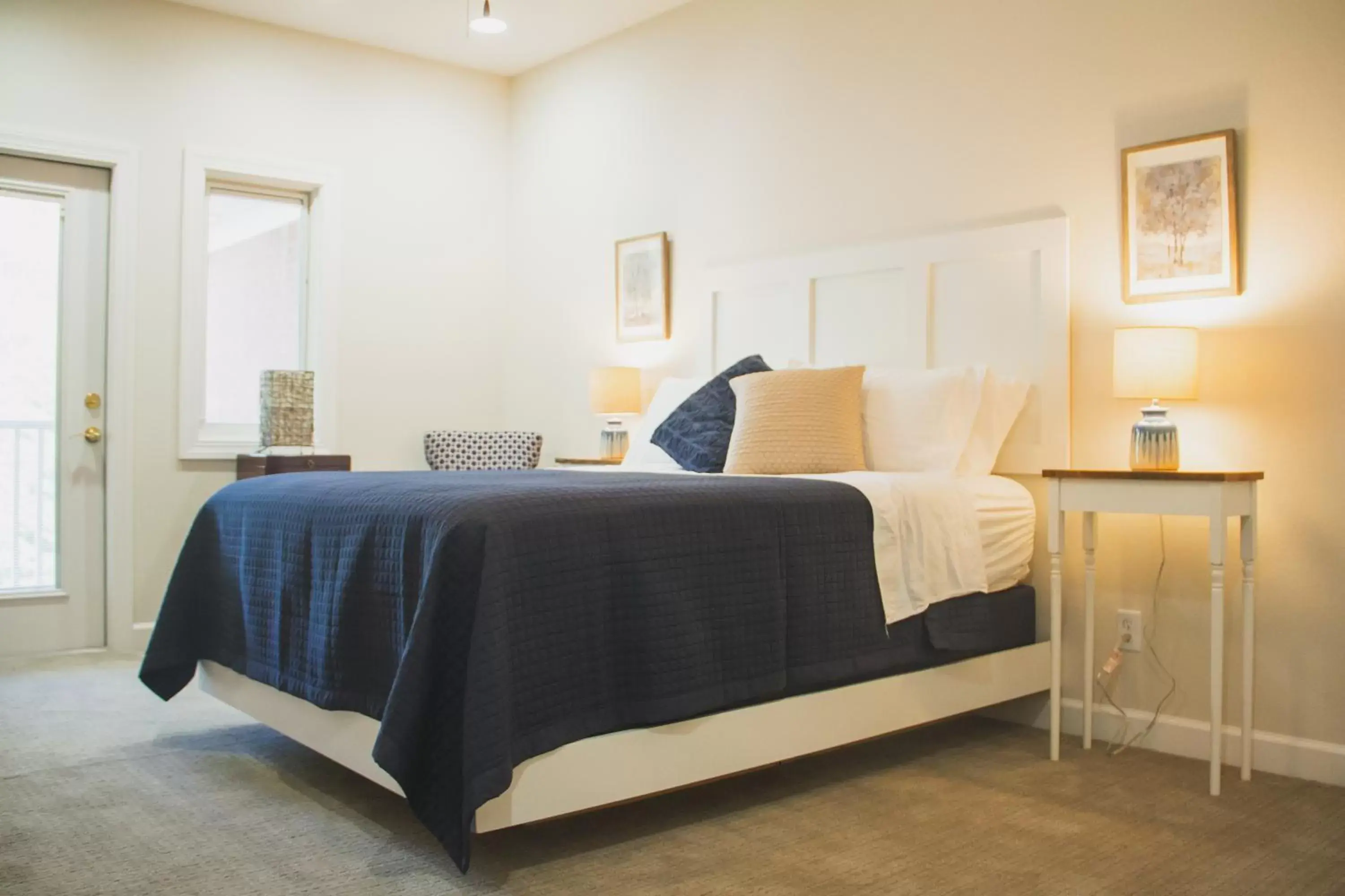 Suite with Balcony in The Respite - Bed and Breakfast Suite with Balcony in The Respite - Bed and Breakfast