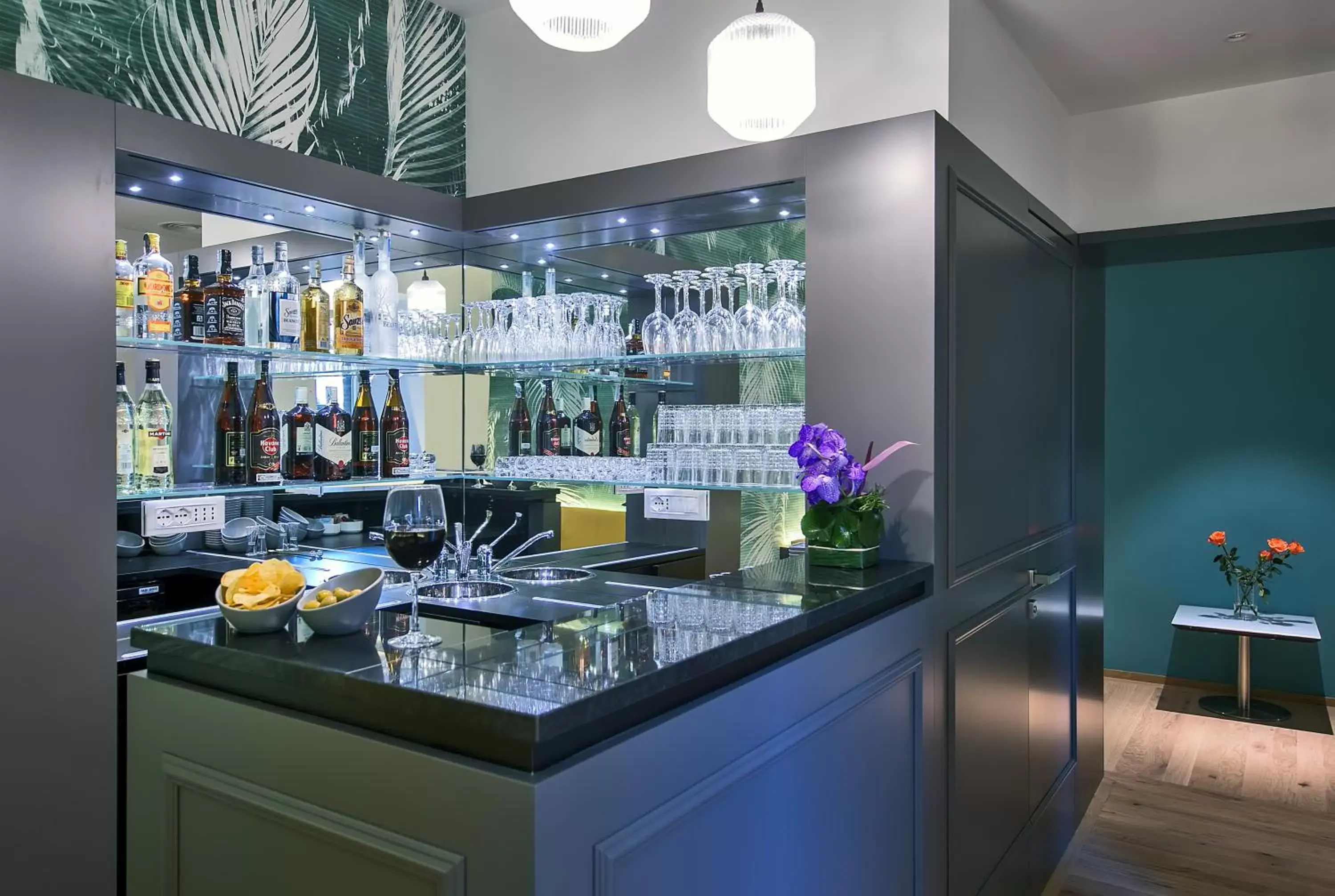 Lounge or bar in Boutique Centrale Palace Hotel