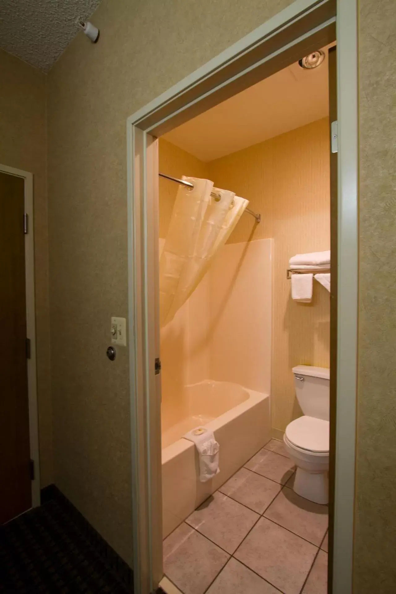 Bathroom in Miles City Hotel & Suites