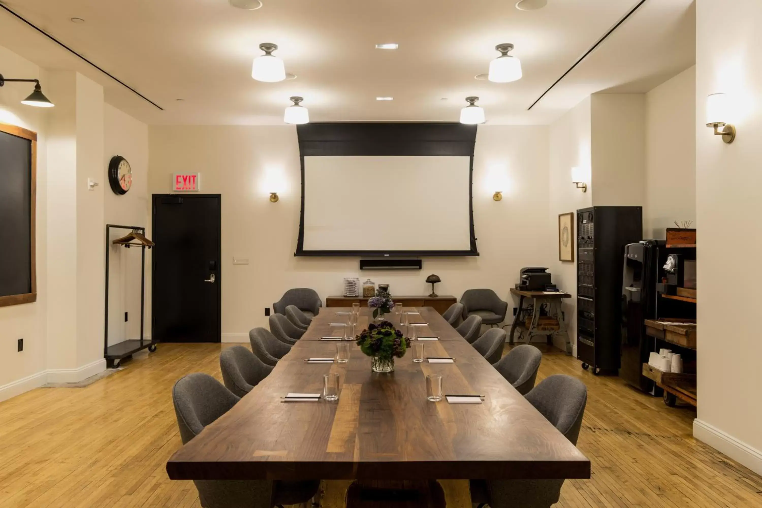 Business facilities, Business Area/Conference Room in Ace Hotel New York