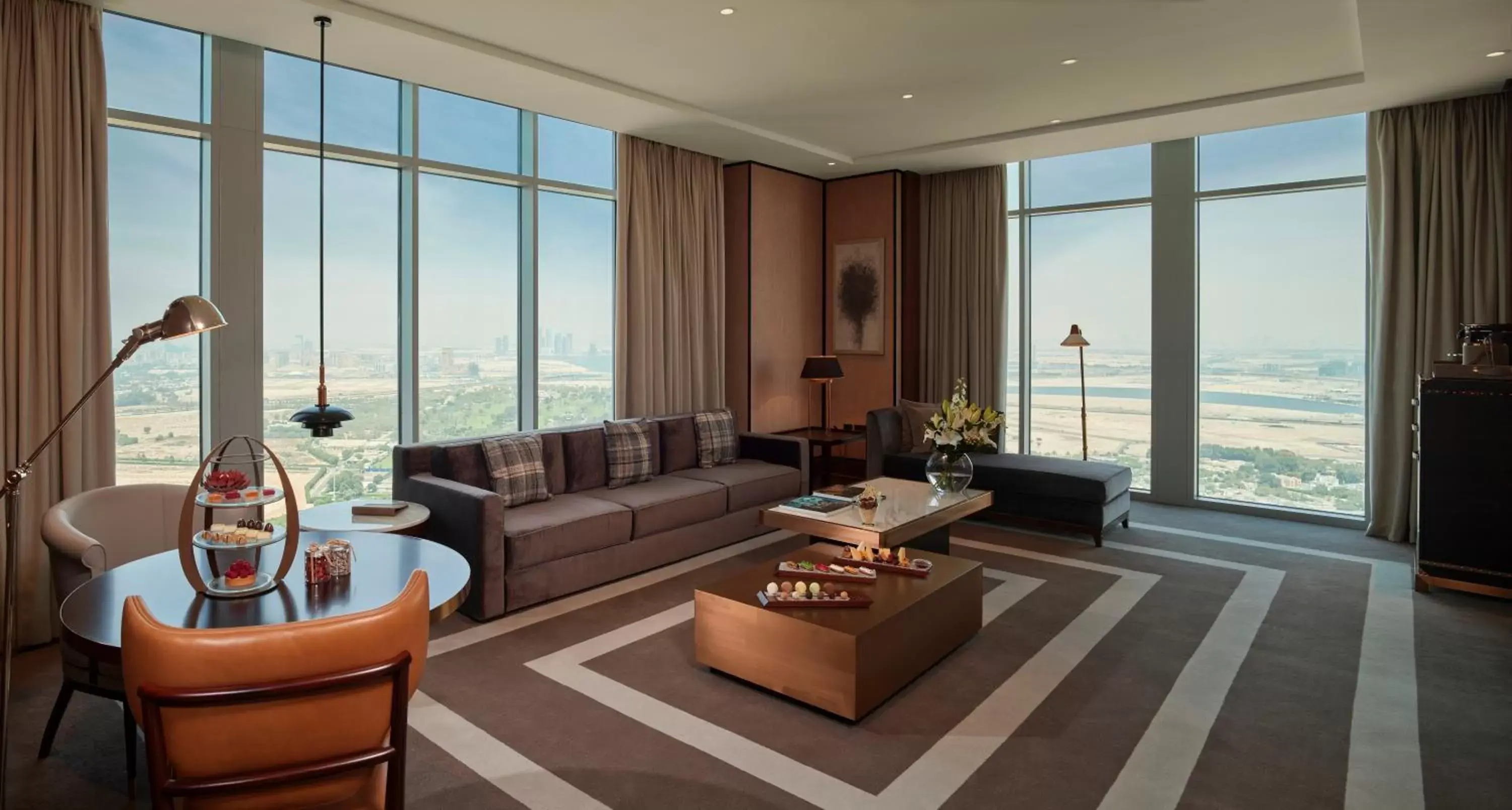 TV and multimedia in Waldorf Astoria Dubai International Financial Centre