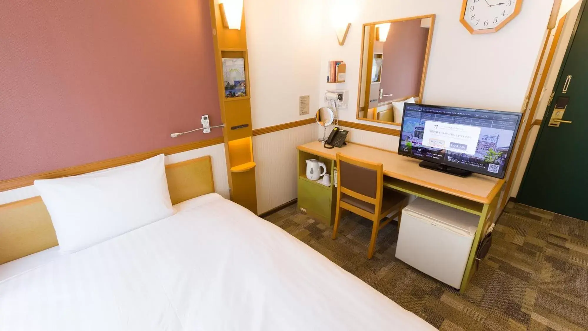 Area and facilities, Bed in Toyoko Inn Osaka Semba Higashi