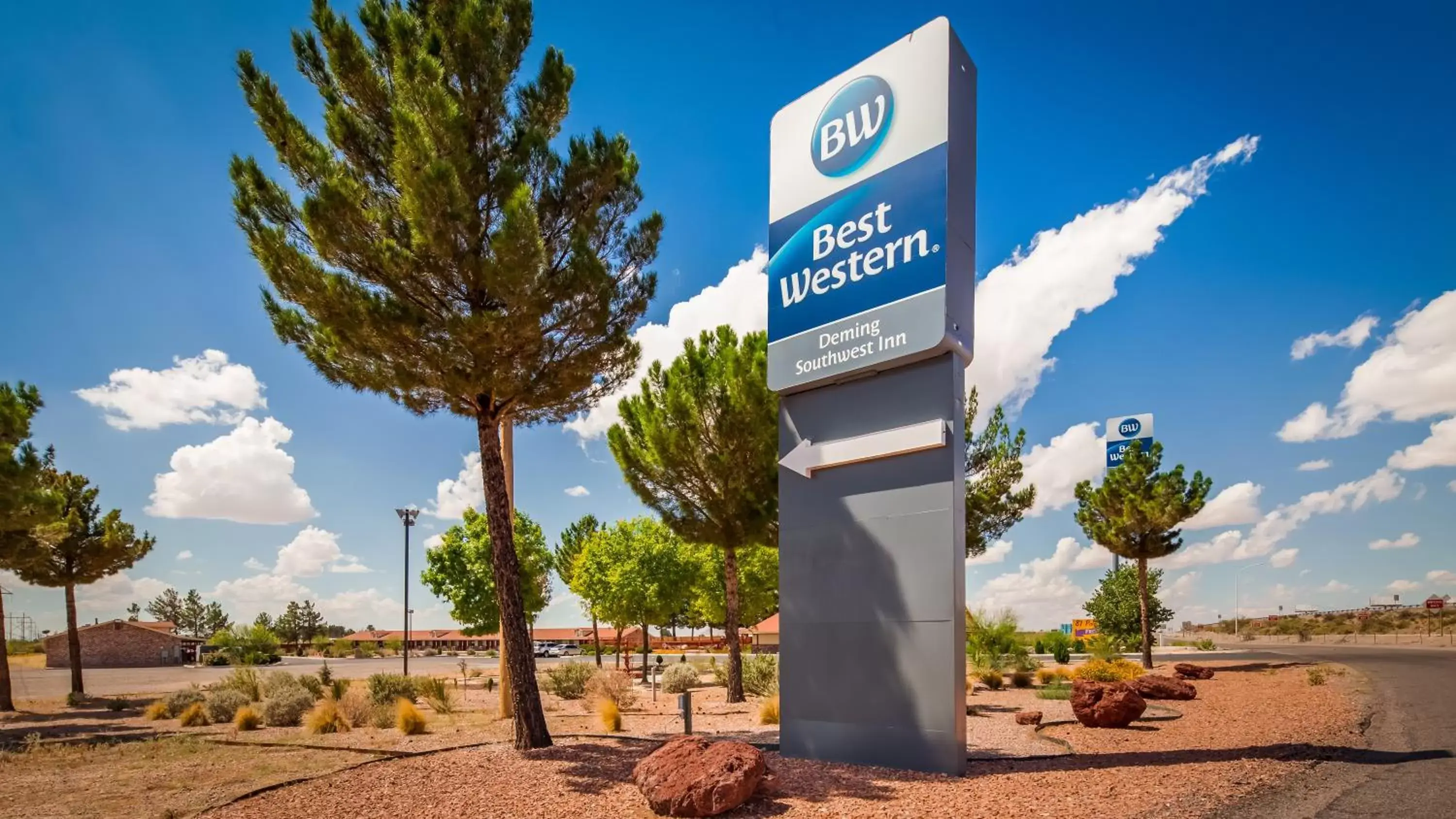 Facade/entrance, Property Building in Best Western Deming Southwest Inn