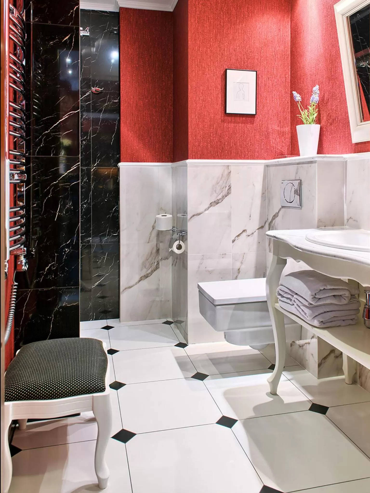 Shower in SleepWalker Boutique Suites