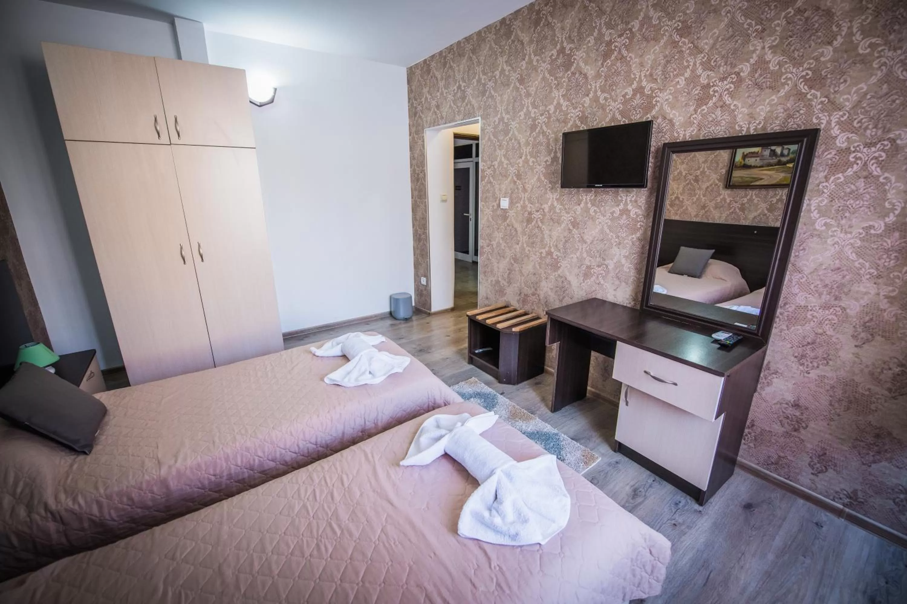 Bed in Vida Family Hotel