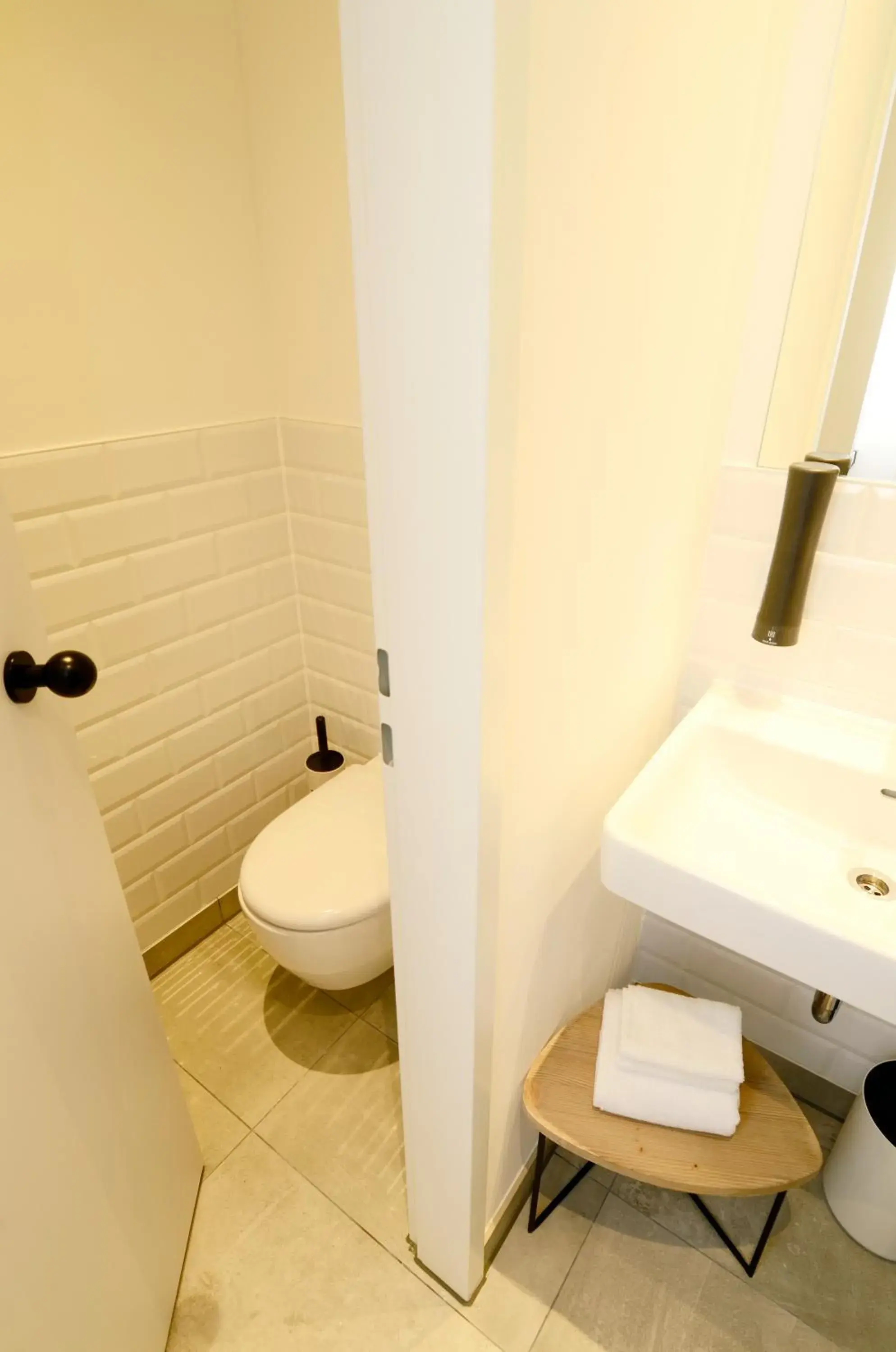Bathroom in gambino hotel CINCINNATI